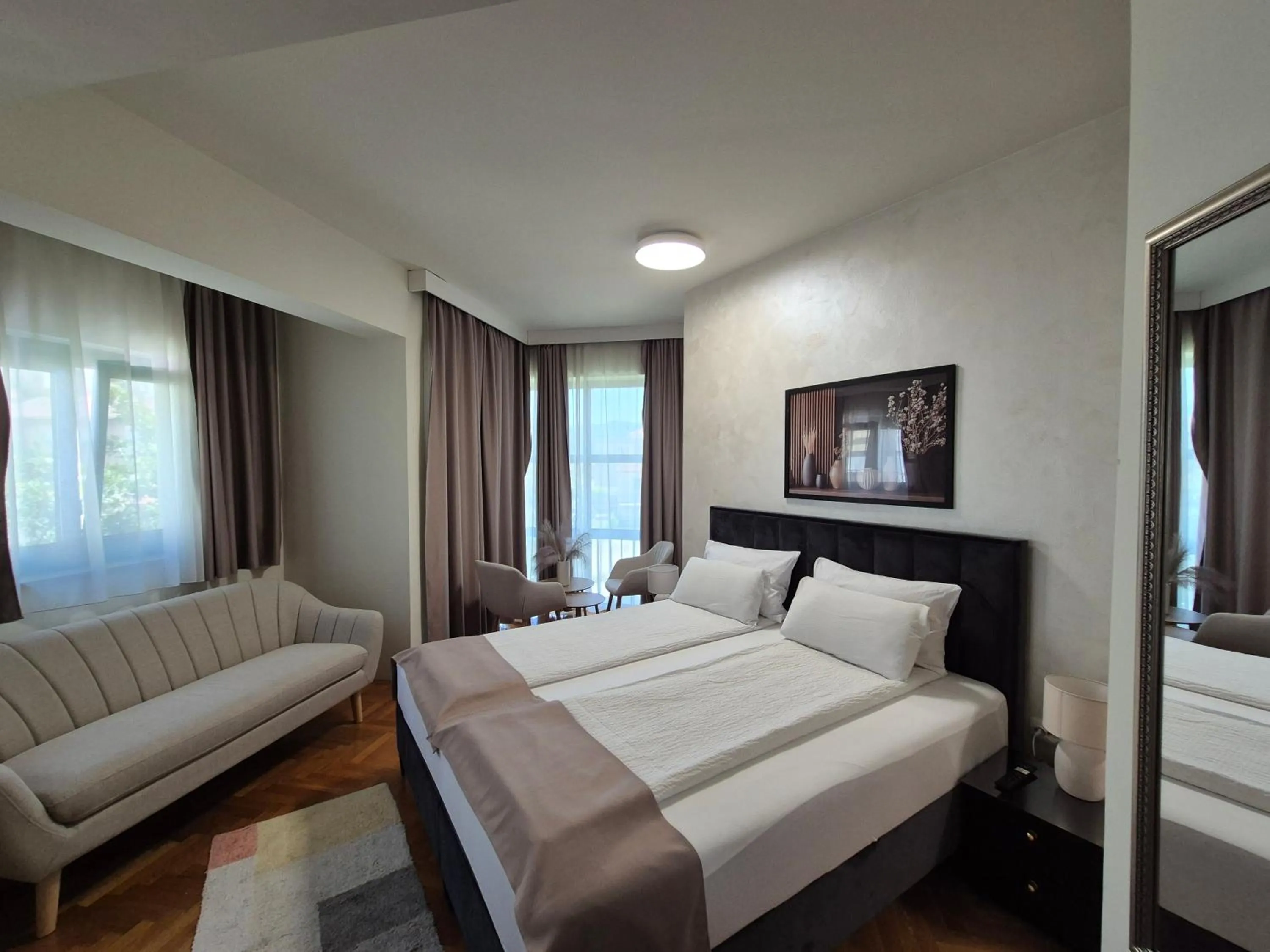 Photo of the whole room, Bed in Hotel MB