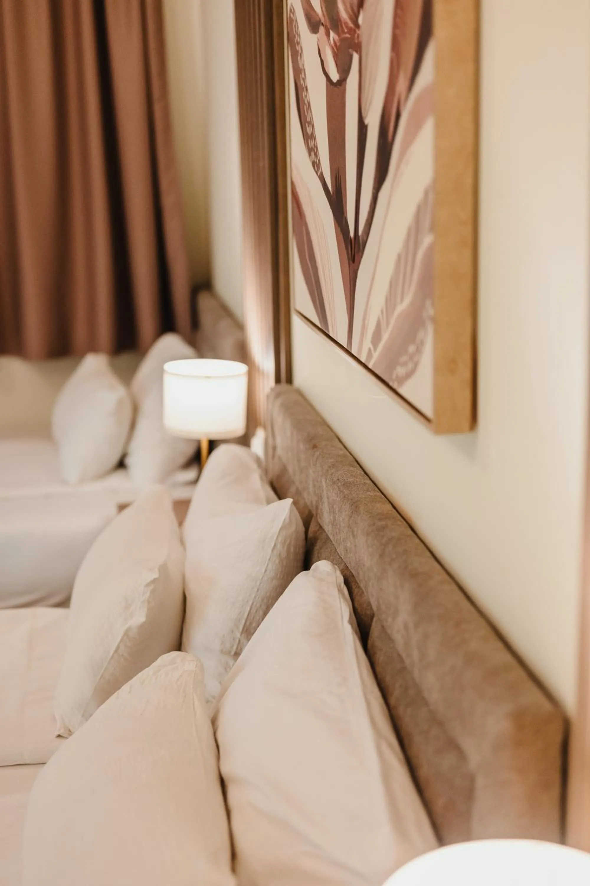 TV and multimedia, Bed in Hotel MB