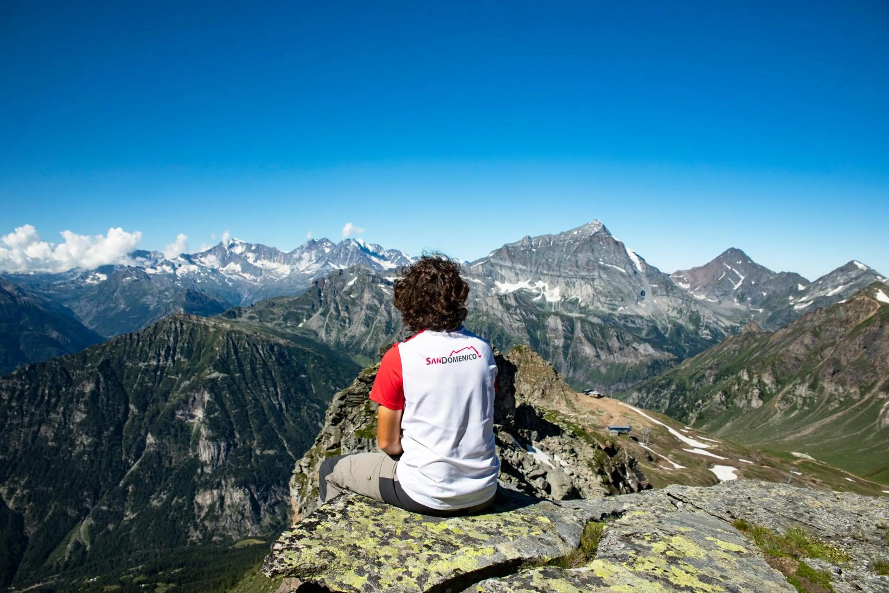 Hiking in Hotel La Vetta