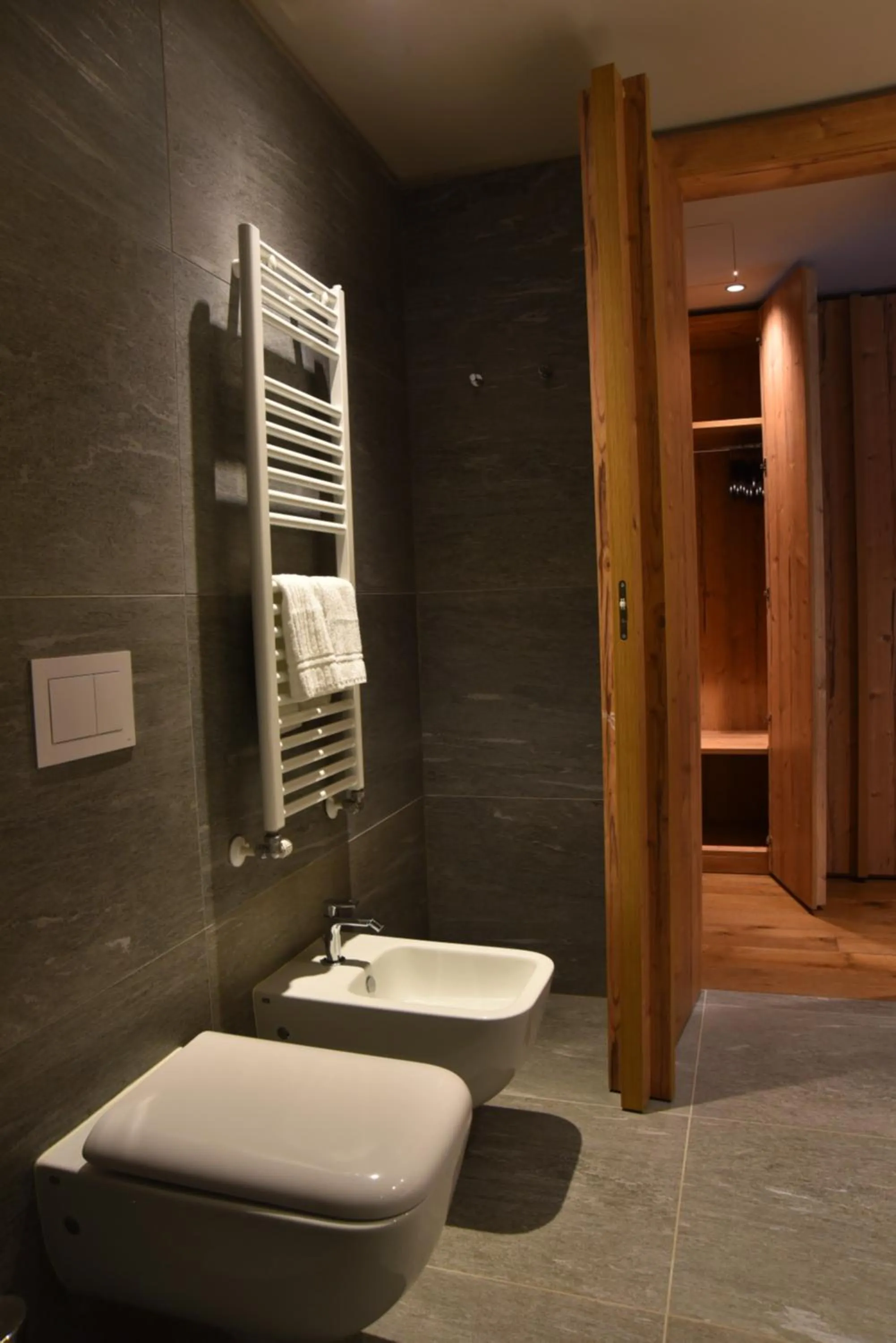 Bathroom in Hotel La Vetta