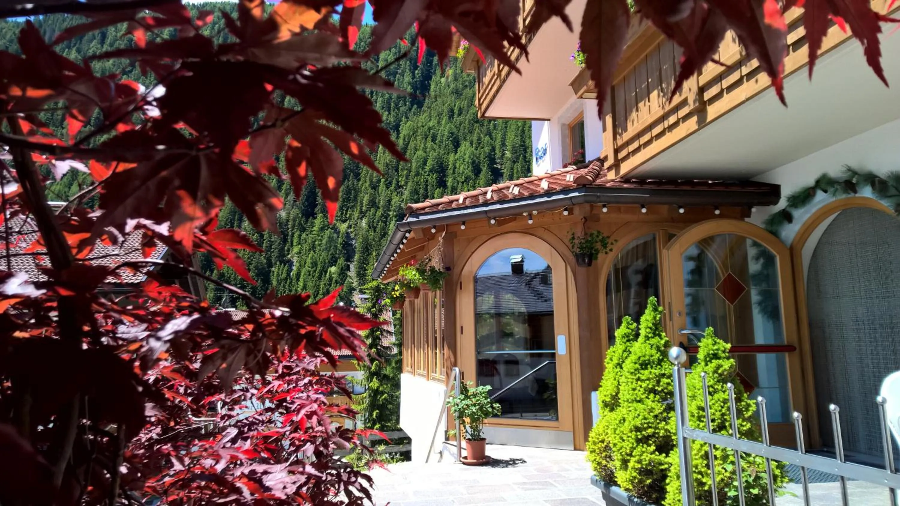 B&B Hotel Alpenrose Rooms & Apartments