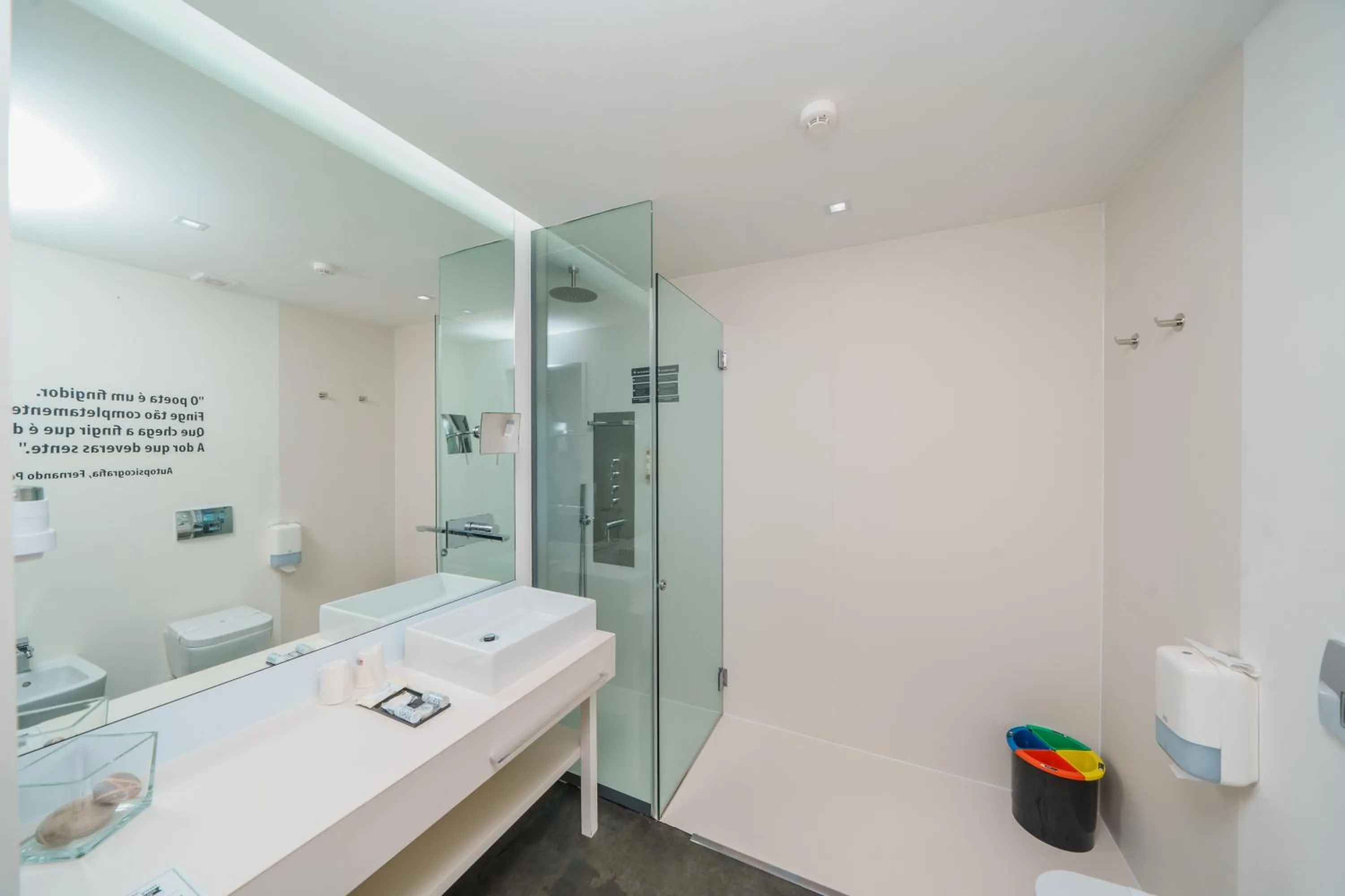 Bathroom in Design & Wine Hotel