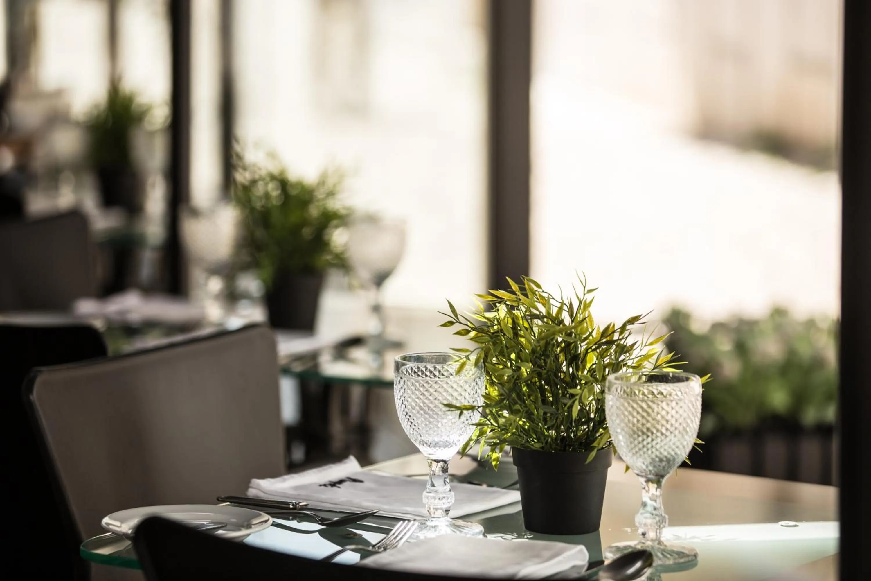 Restaurant/places to eat in Residencial Mar e Sol