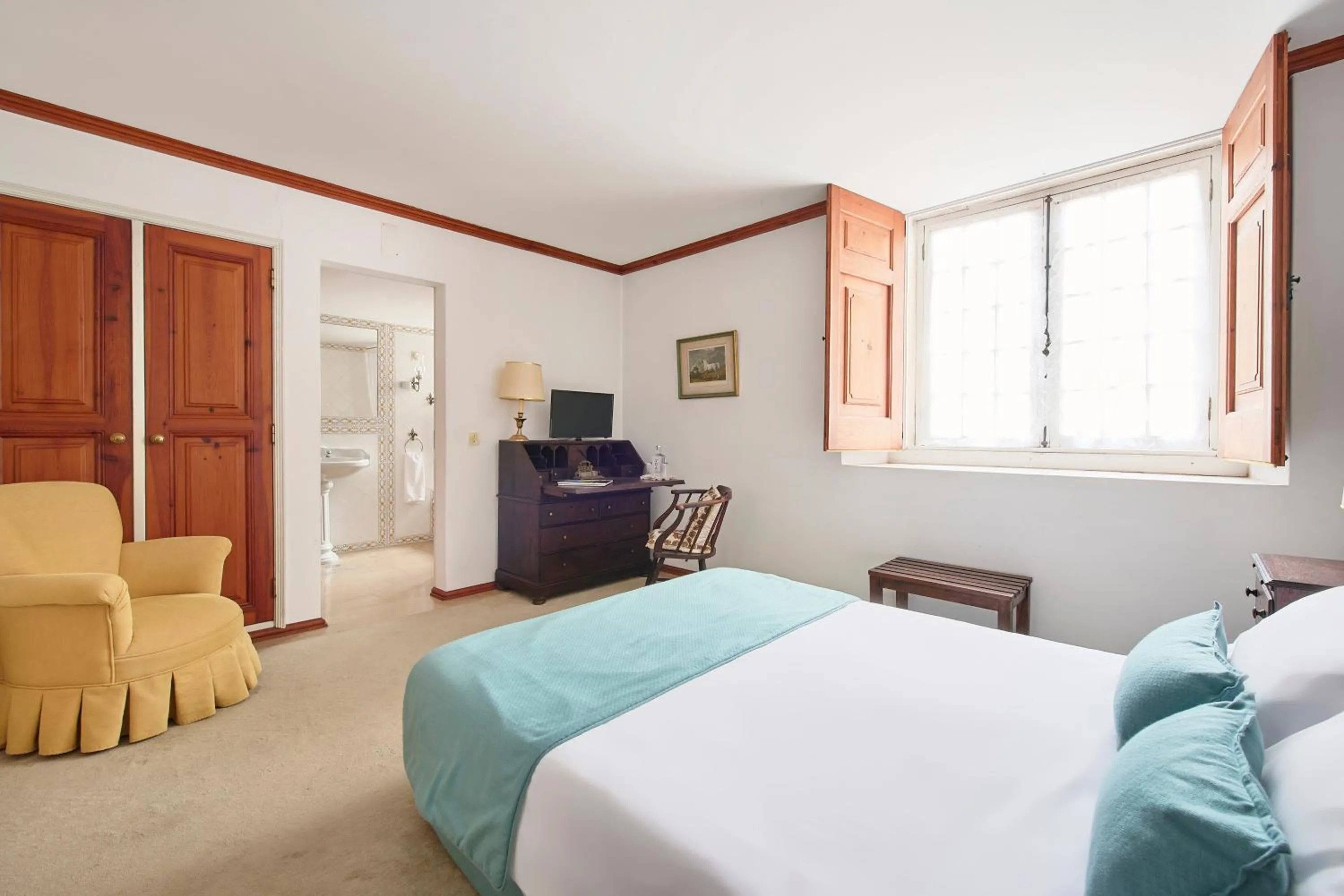 Bedroom, Bed in Quinta da Alcaidaria Mor