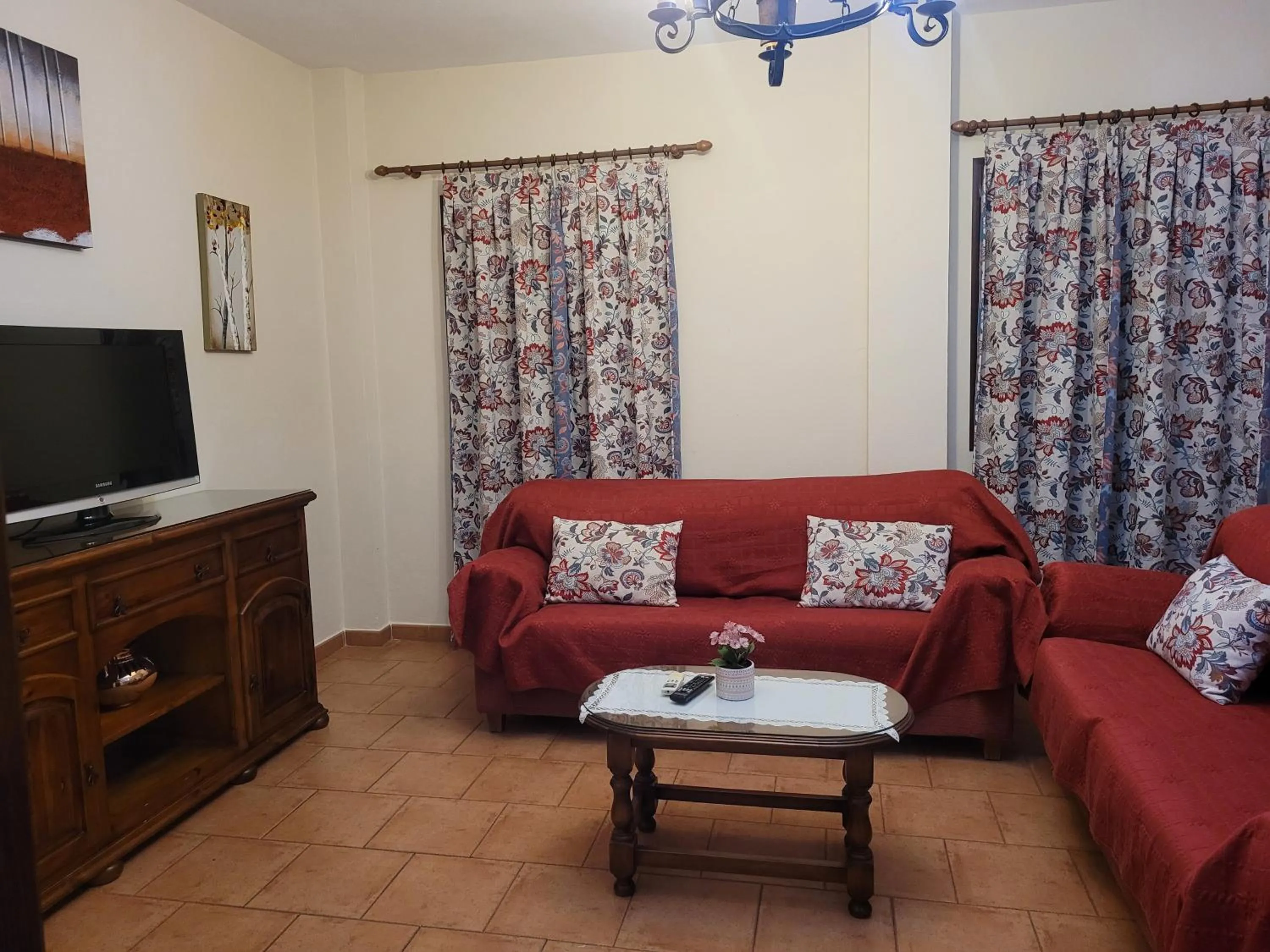Communal lounge/ TV room in El Corral de Dolores