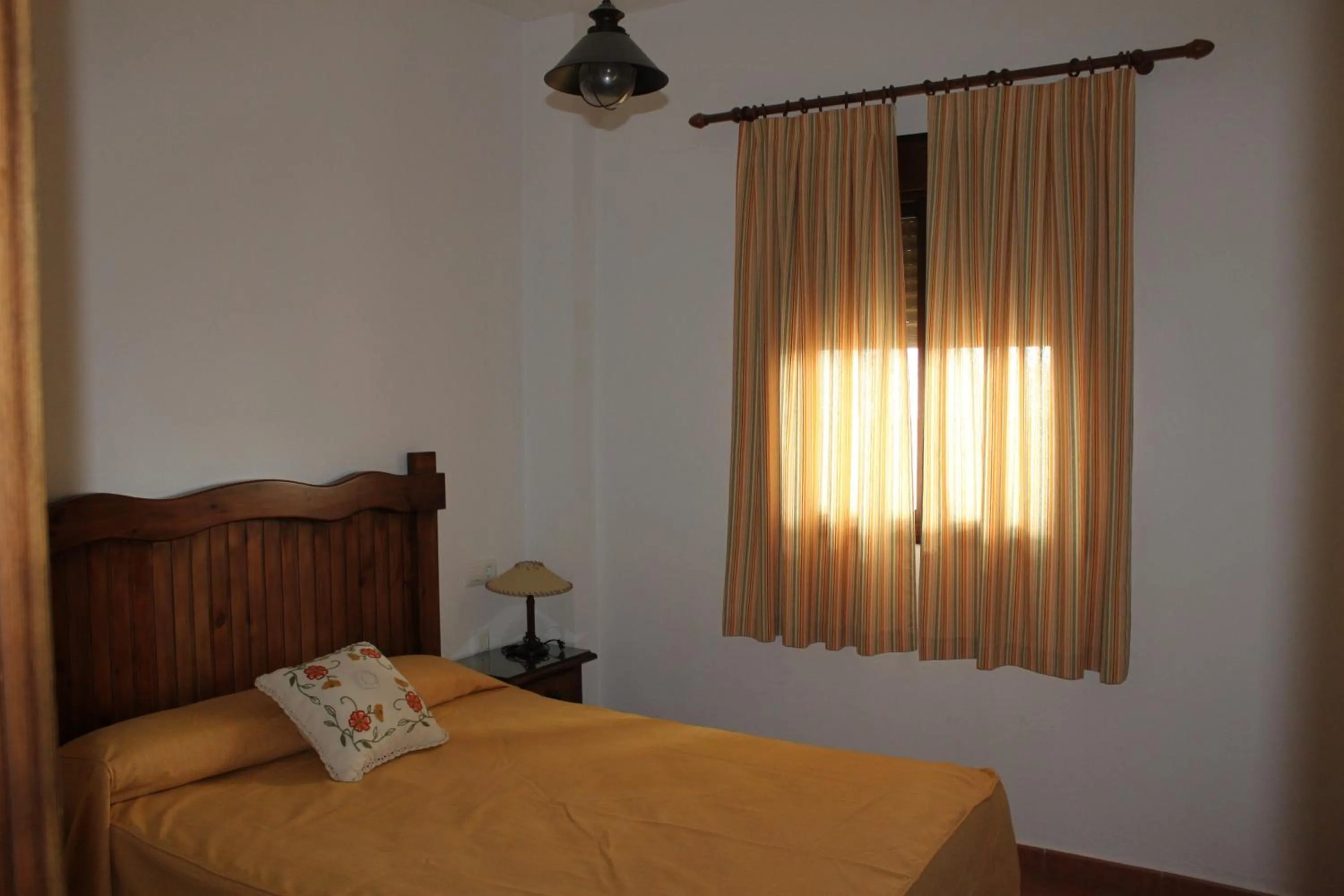 Bed in El Corral de Dolores