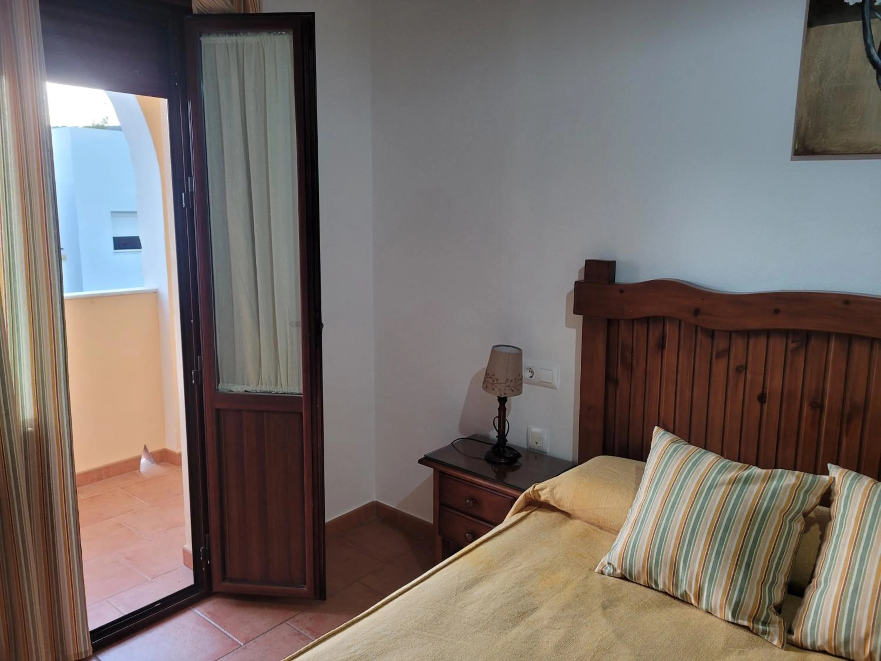 Bedroom, Bed in El Corral de Dolores