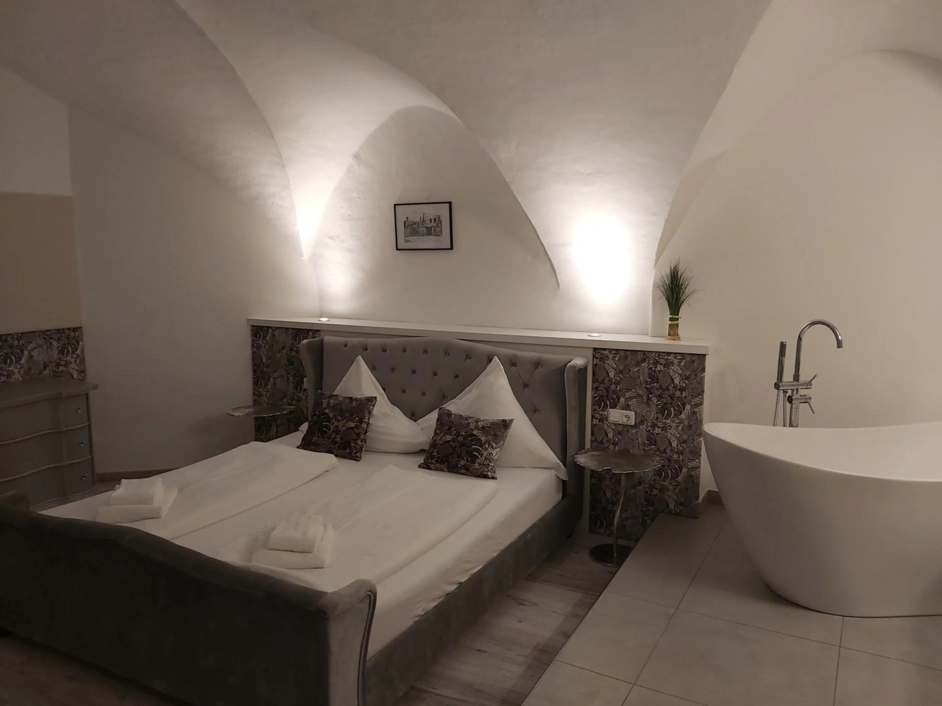 Bed in Gasthof Ginzinger