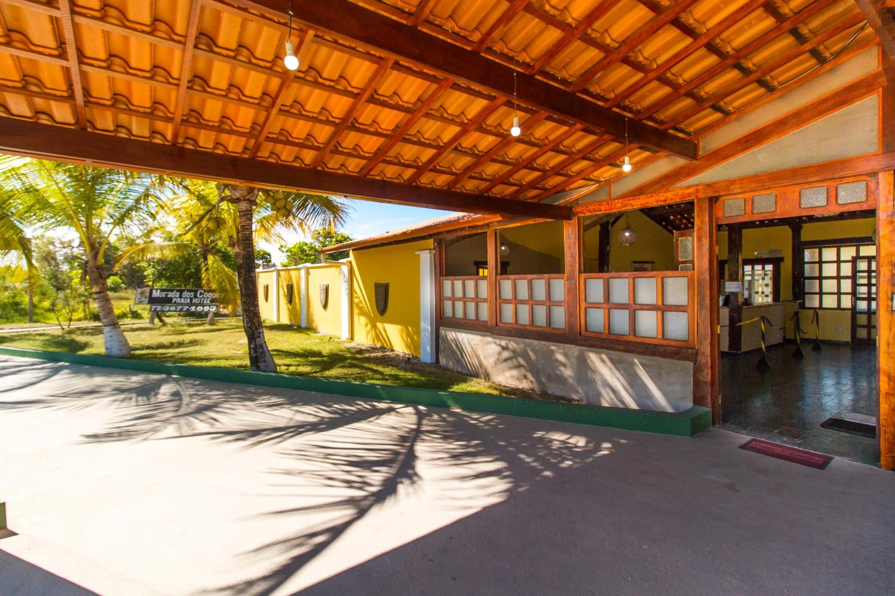Facade/entrance in Morada dos Coqueiros Praia Hotel