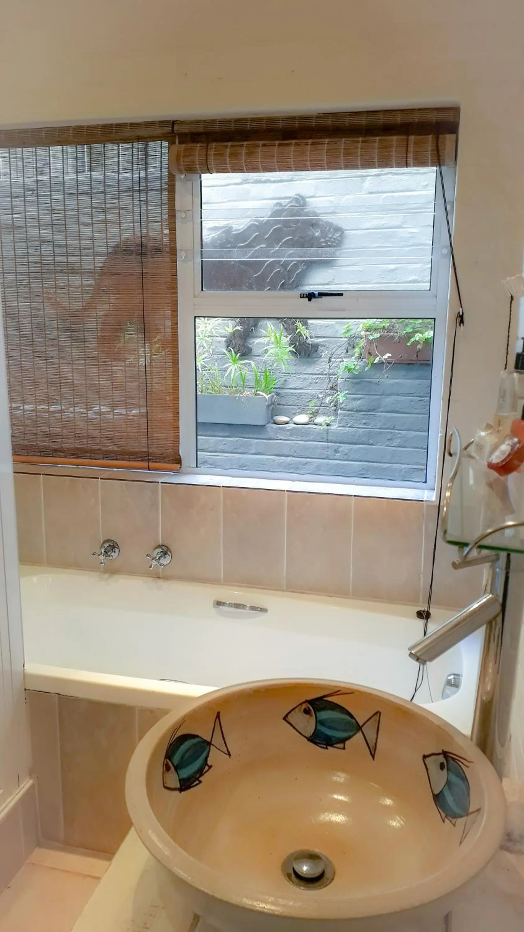 Bathroom in Whales Way Ocean Retreat