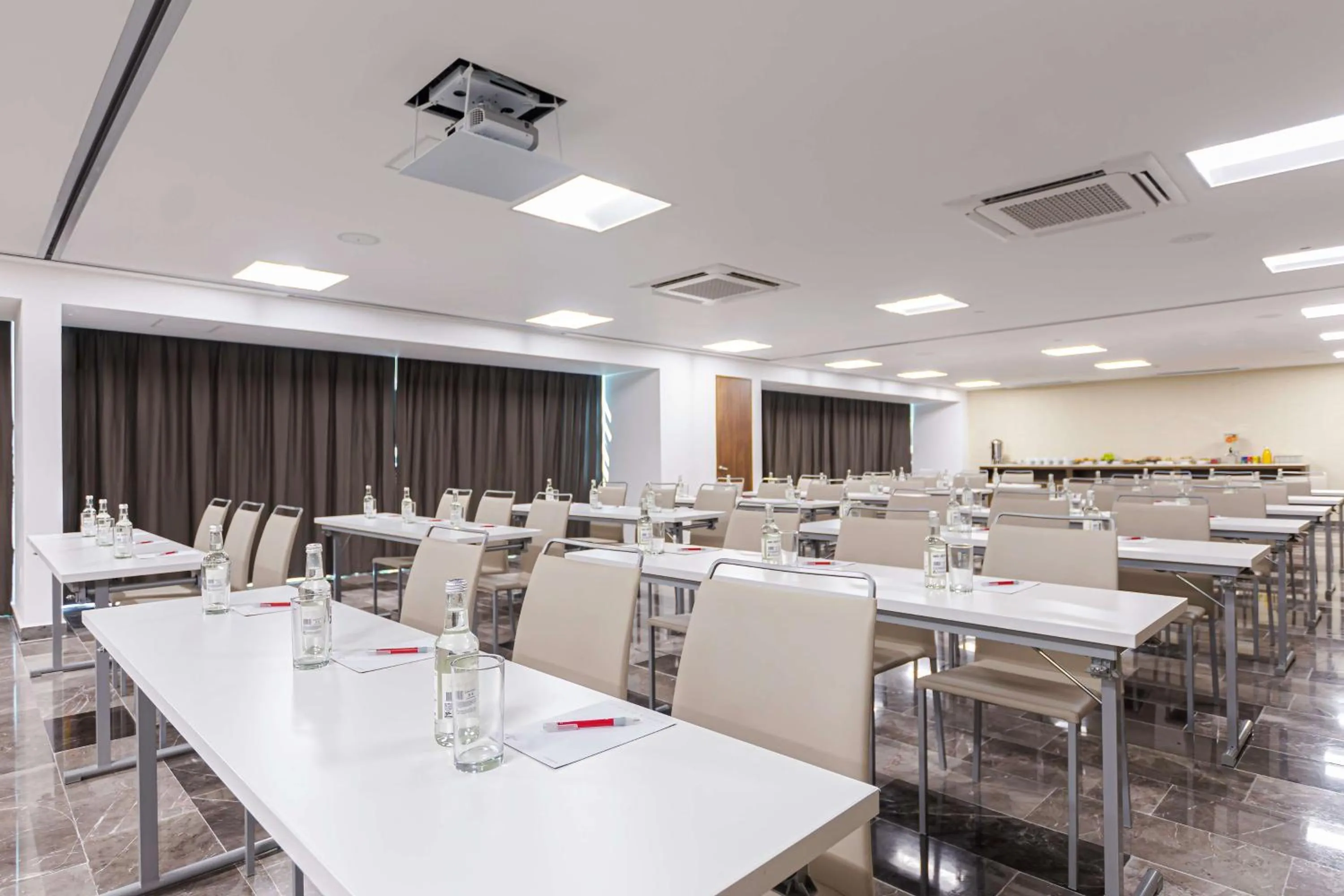 Meeting/conference room in NH Collection Merida Paseo Montejo