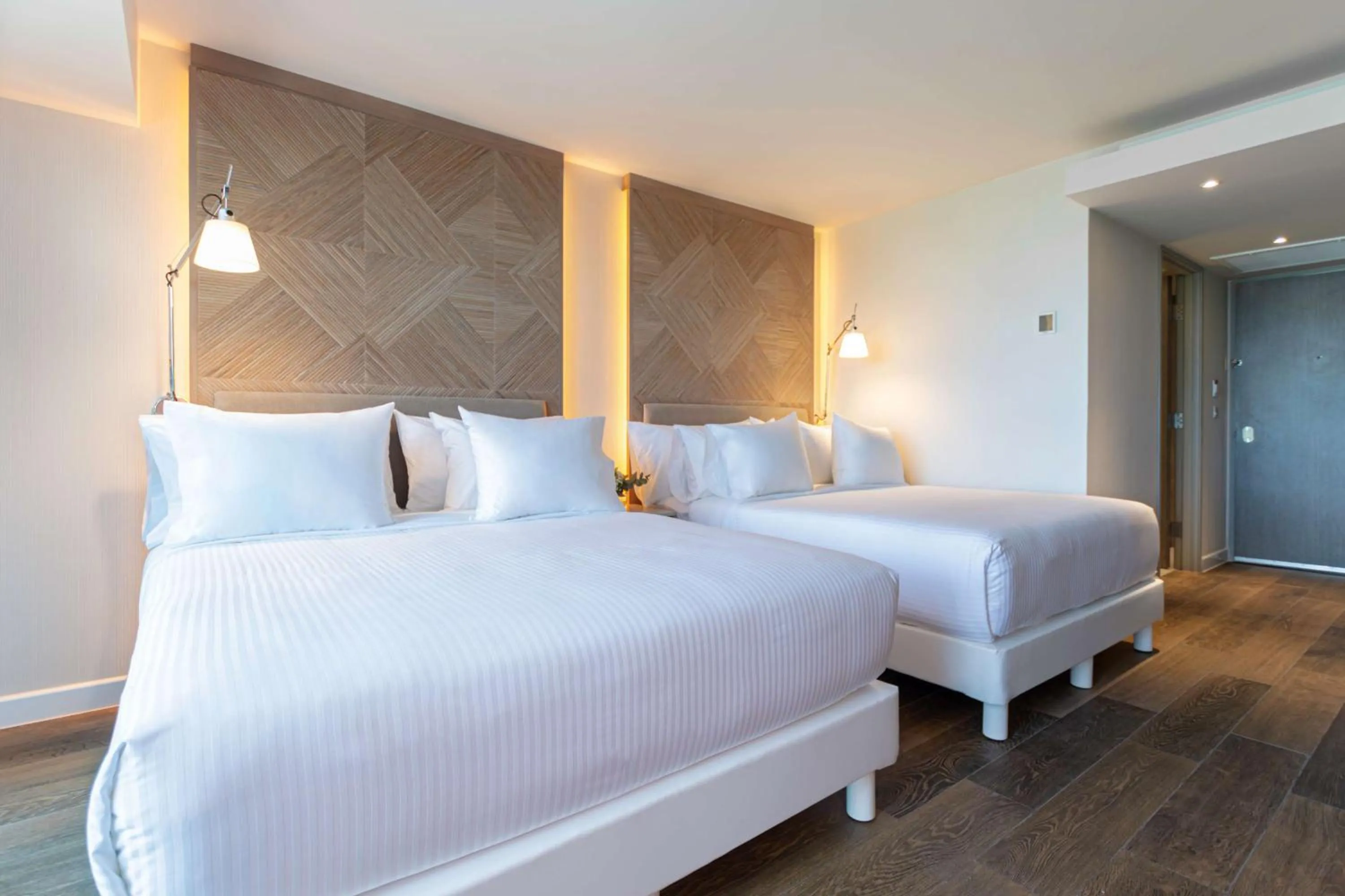 Bedroom, Bed in NH Collection Merida Paseo Montejo