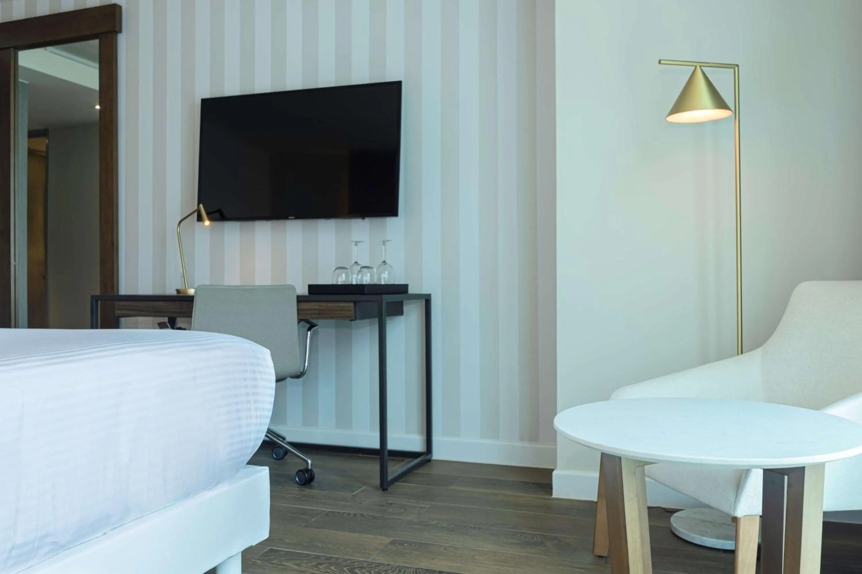 Bedroom, Bed in NH Collection Merida Paseo Montejo