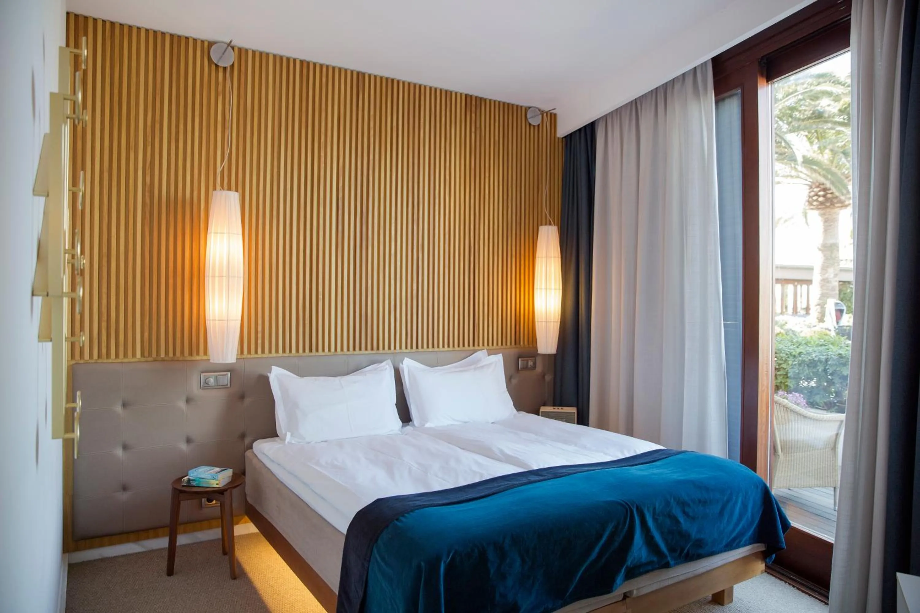 Bedroom, Bed in Portixol Hotel & Restaurant