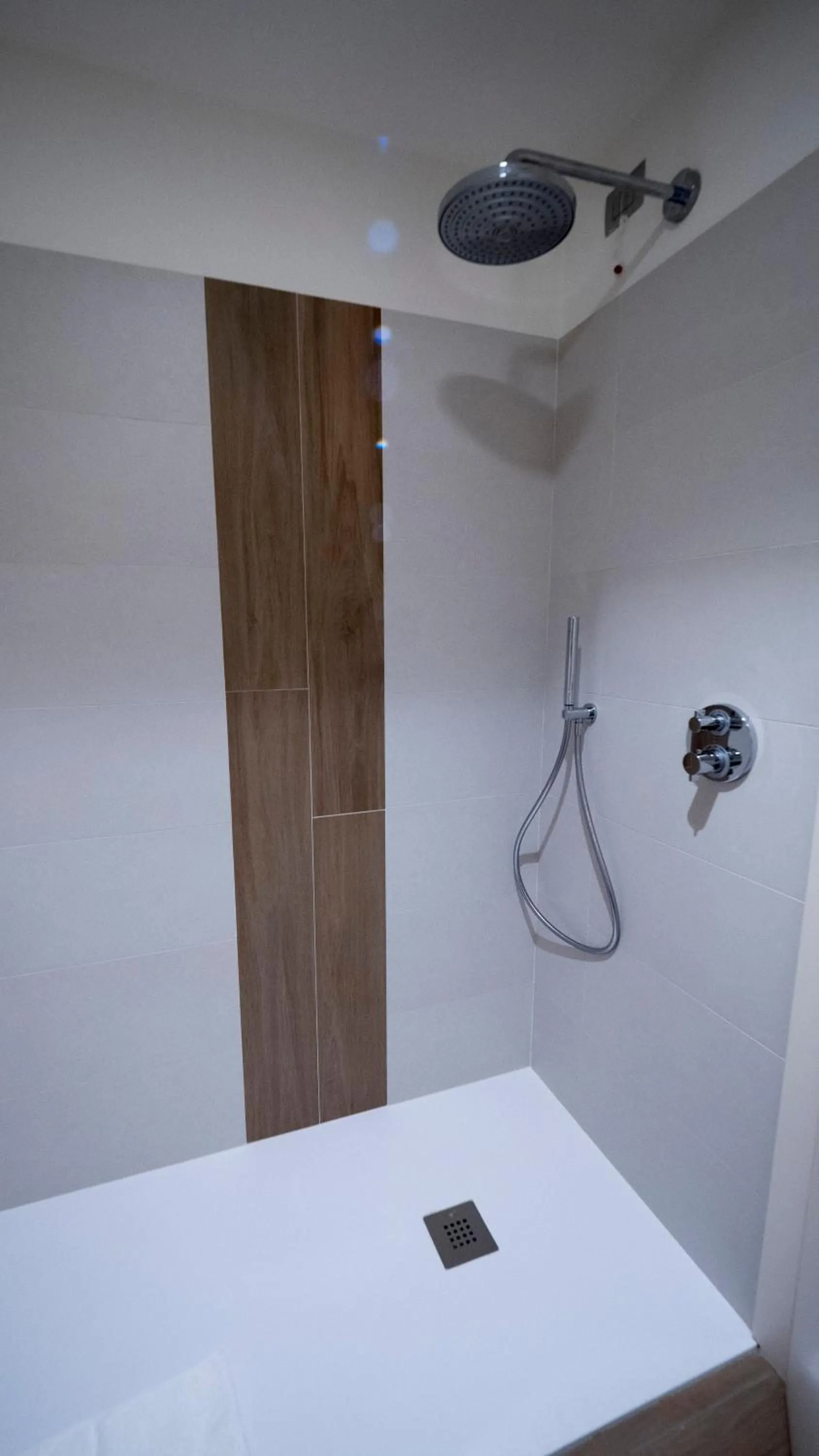 Bathroom, Bed in Chalet Tea Da Bondi