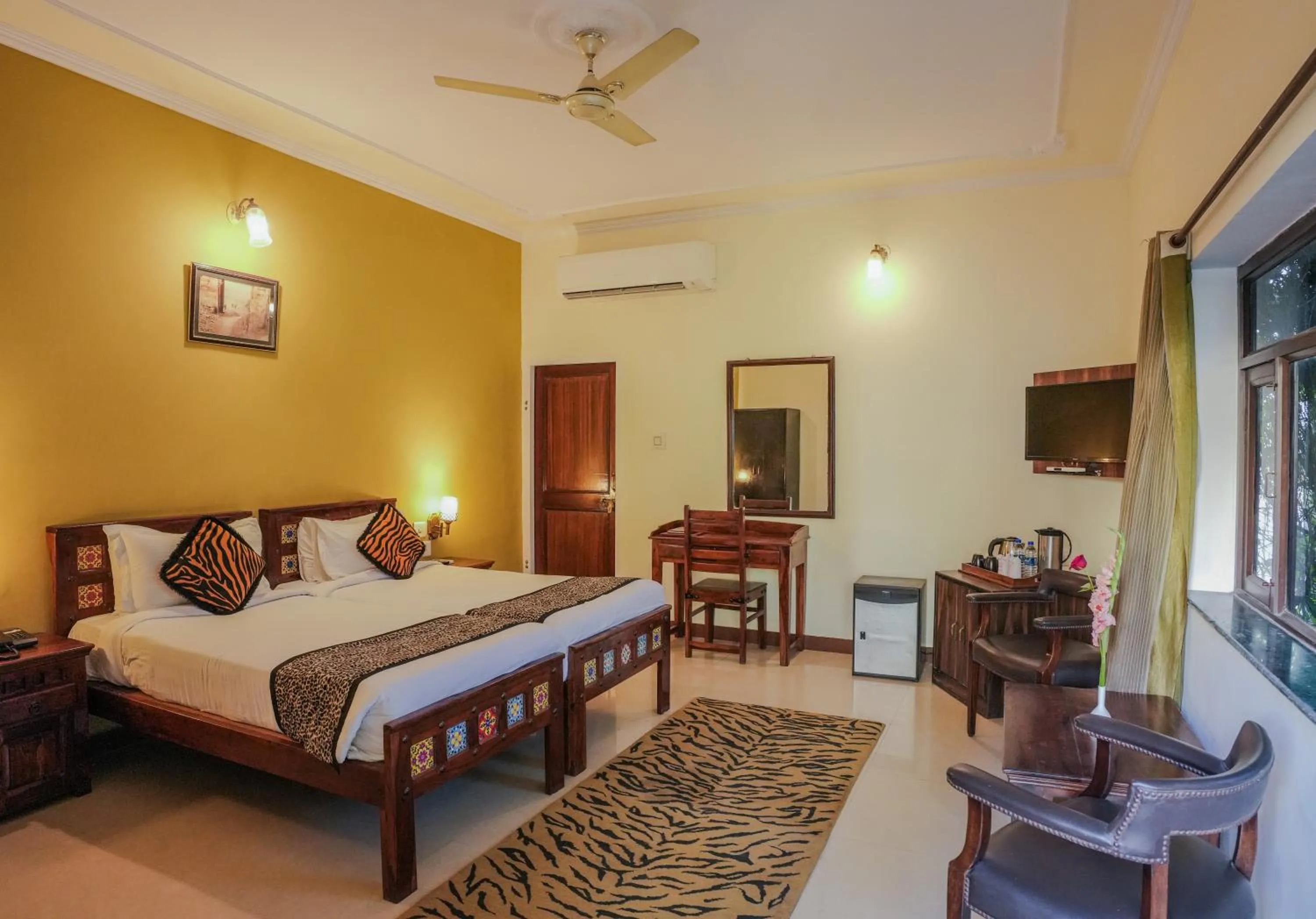 Guests, Bed in Raj Palace Resort