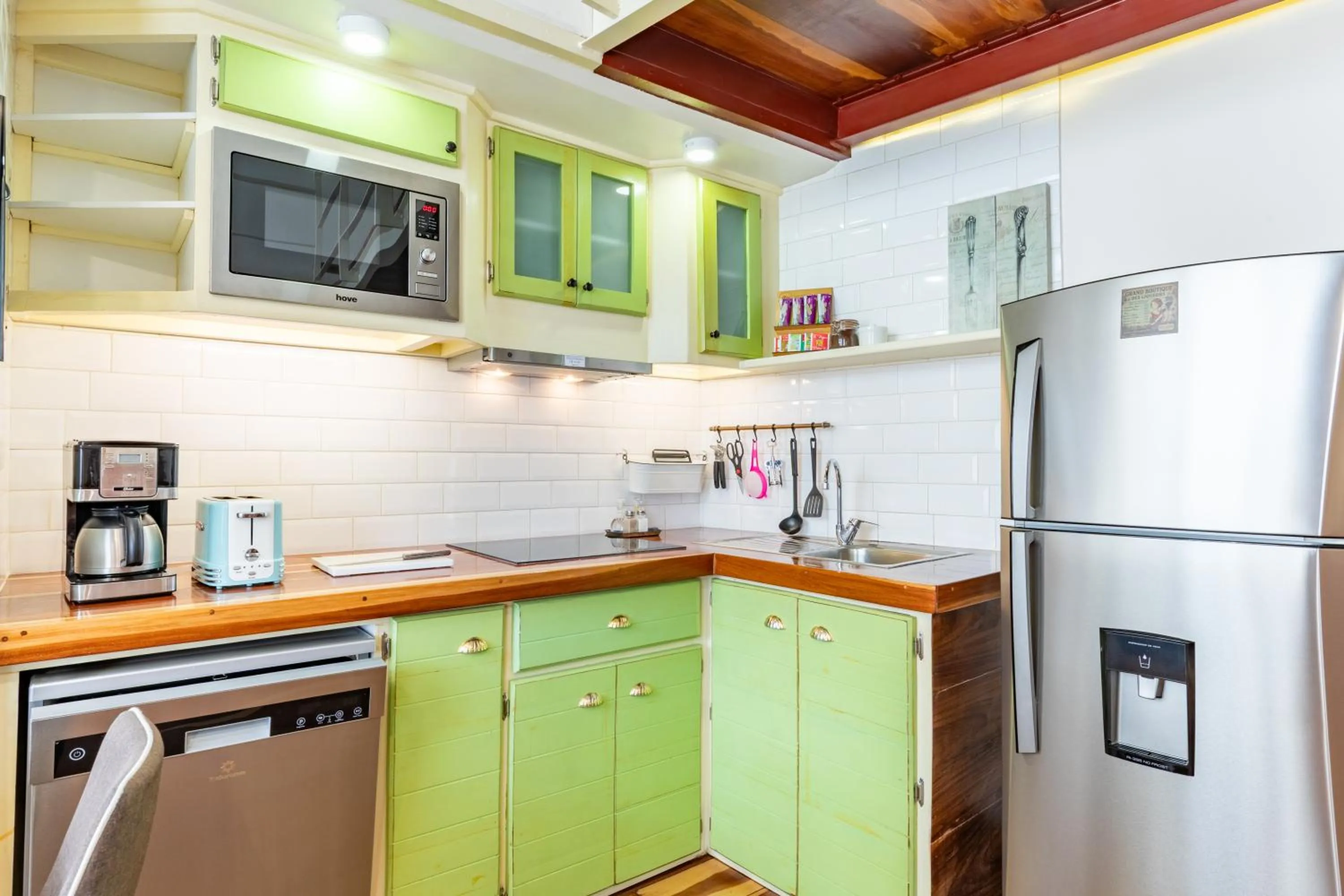 Coffee/tea facilities in Old Town Quito Suites, Heritage Hotel, Historic center