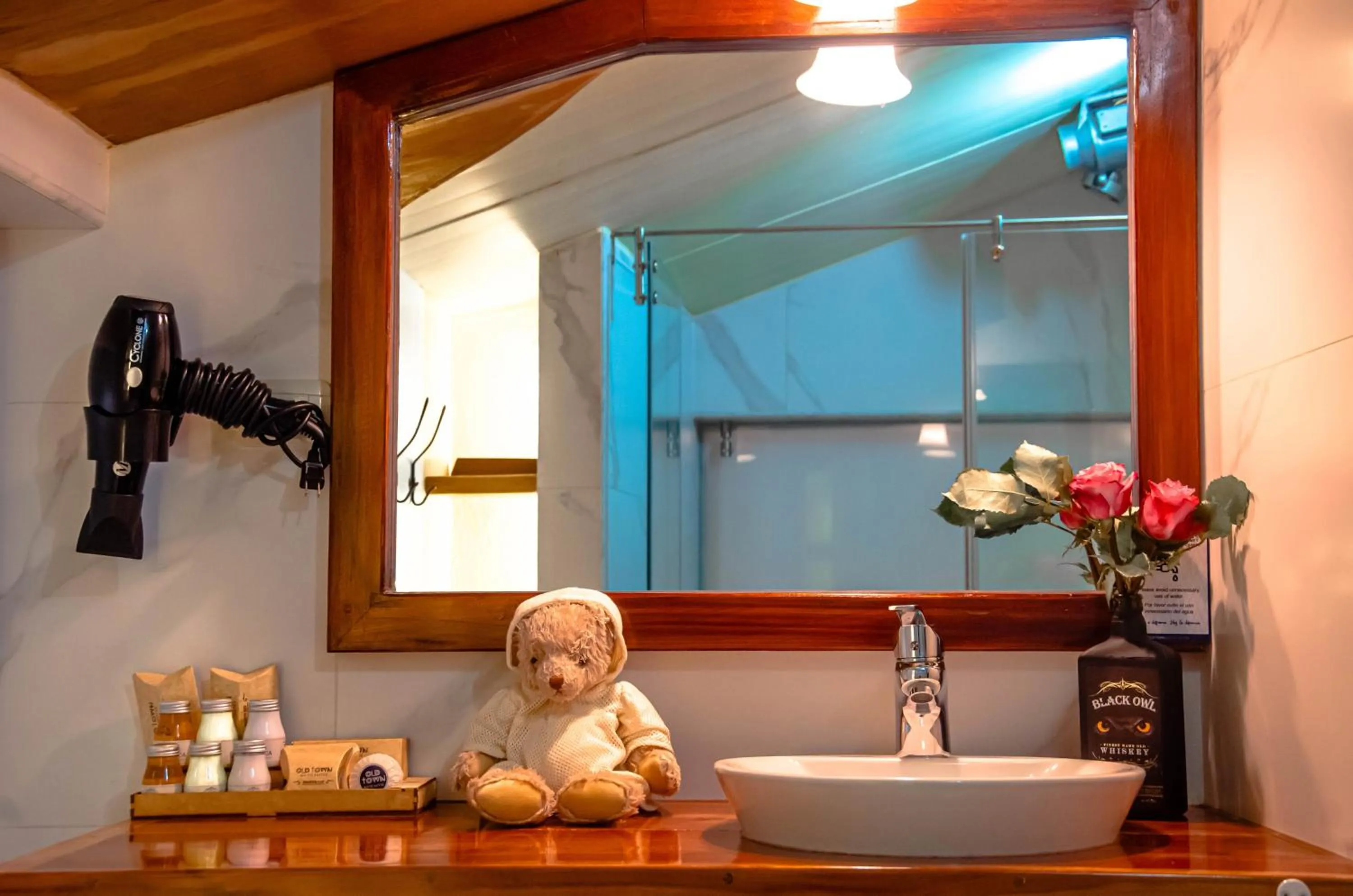 Bathroom in Old Town Quito Suites, Heritage Boutique Hotel, Where Every Detail Tells a Story