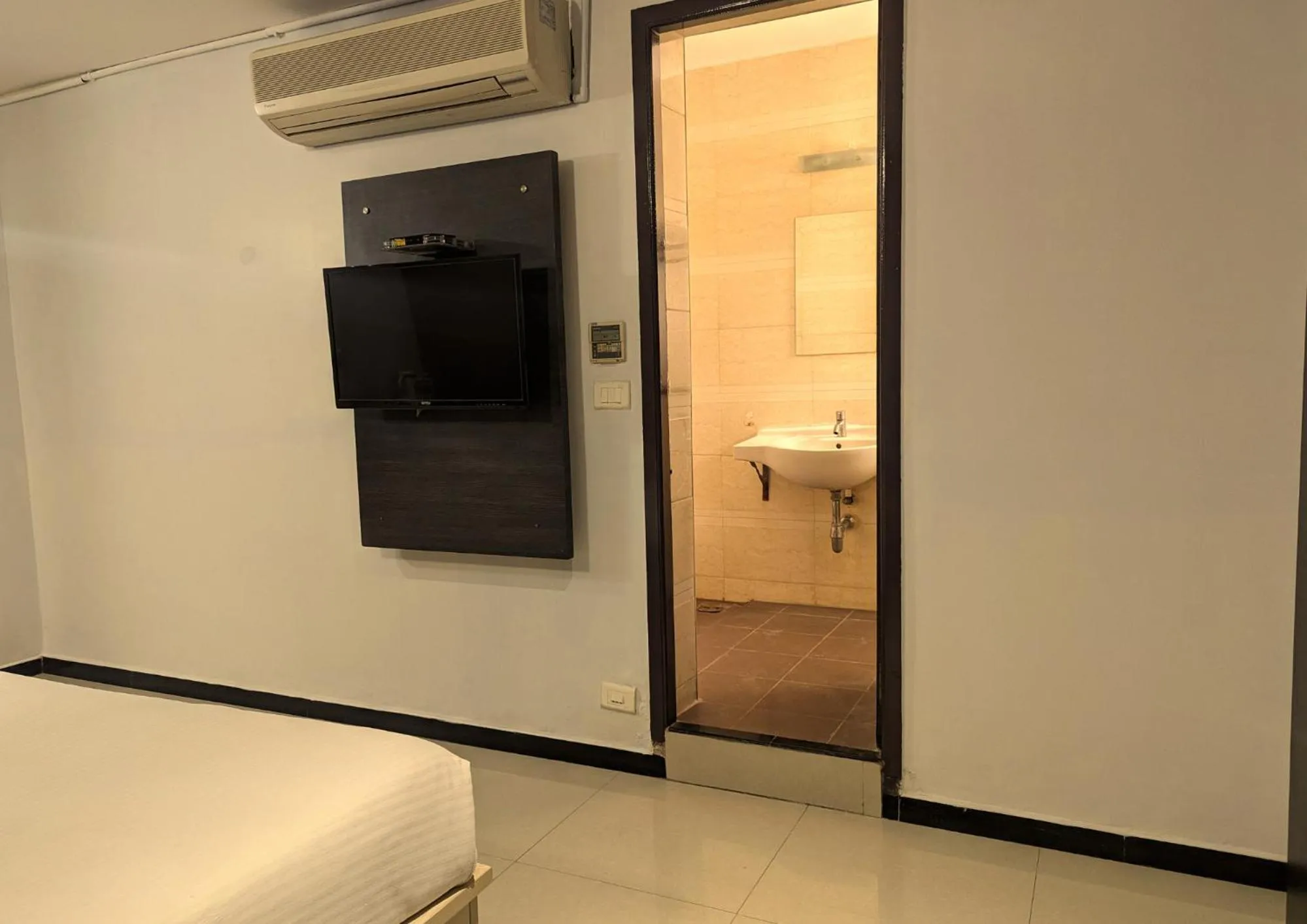 TV and multimedia in RBS Residency