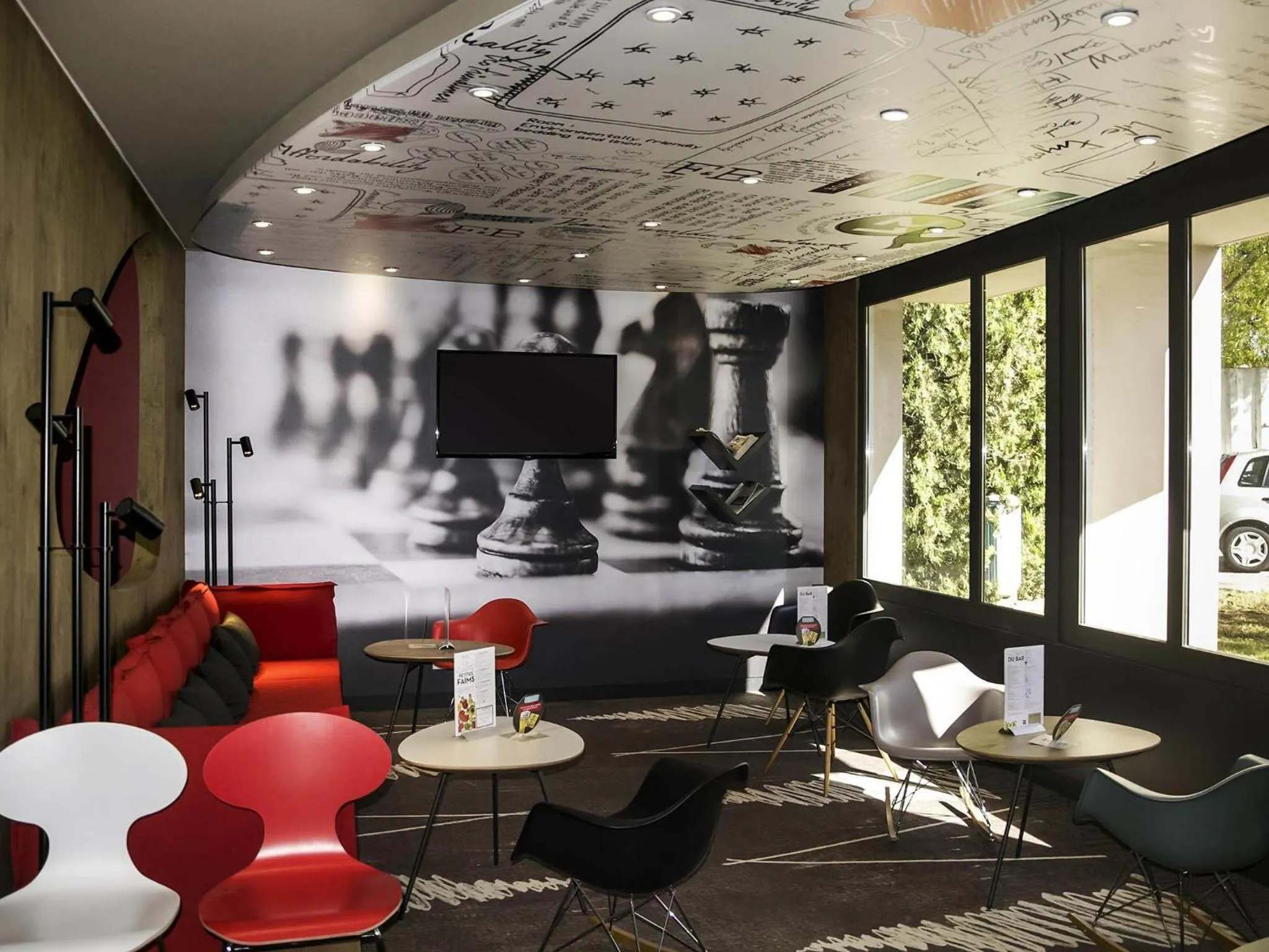 Lounge or bar in ibis Toulon La Seyne sur Mer