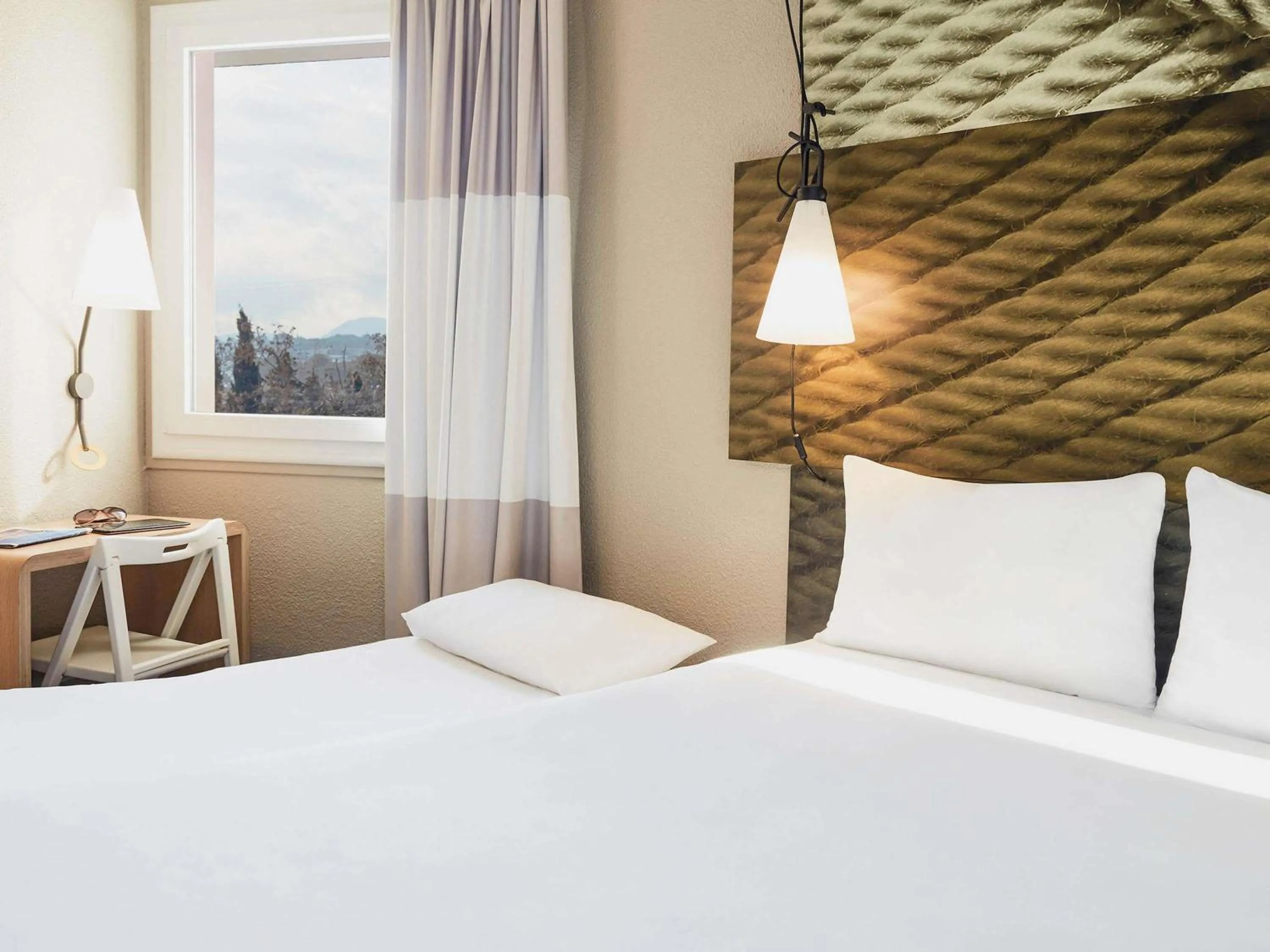 Bedroom, Bed in ibis Toulon La Seyne sur Mer