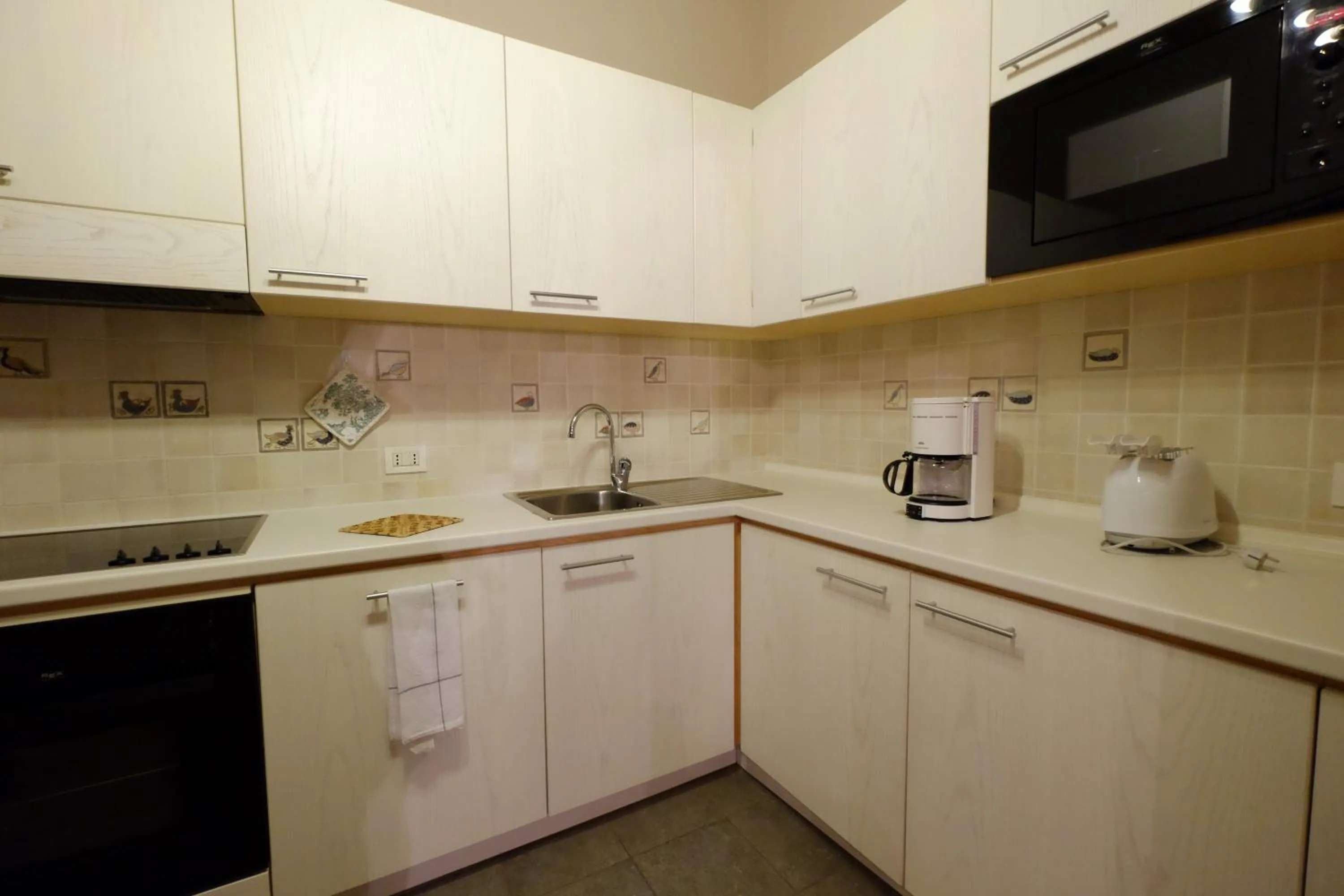 Kitchen or kitchenette in Chalet C'Est La Vie