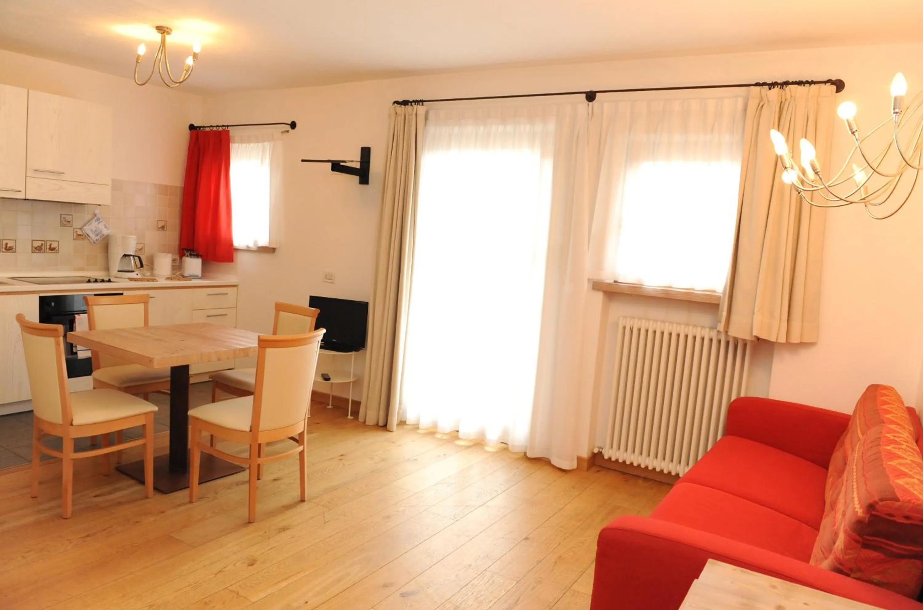 Kitchen or kitchenette in Chalet C'Est La Vie