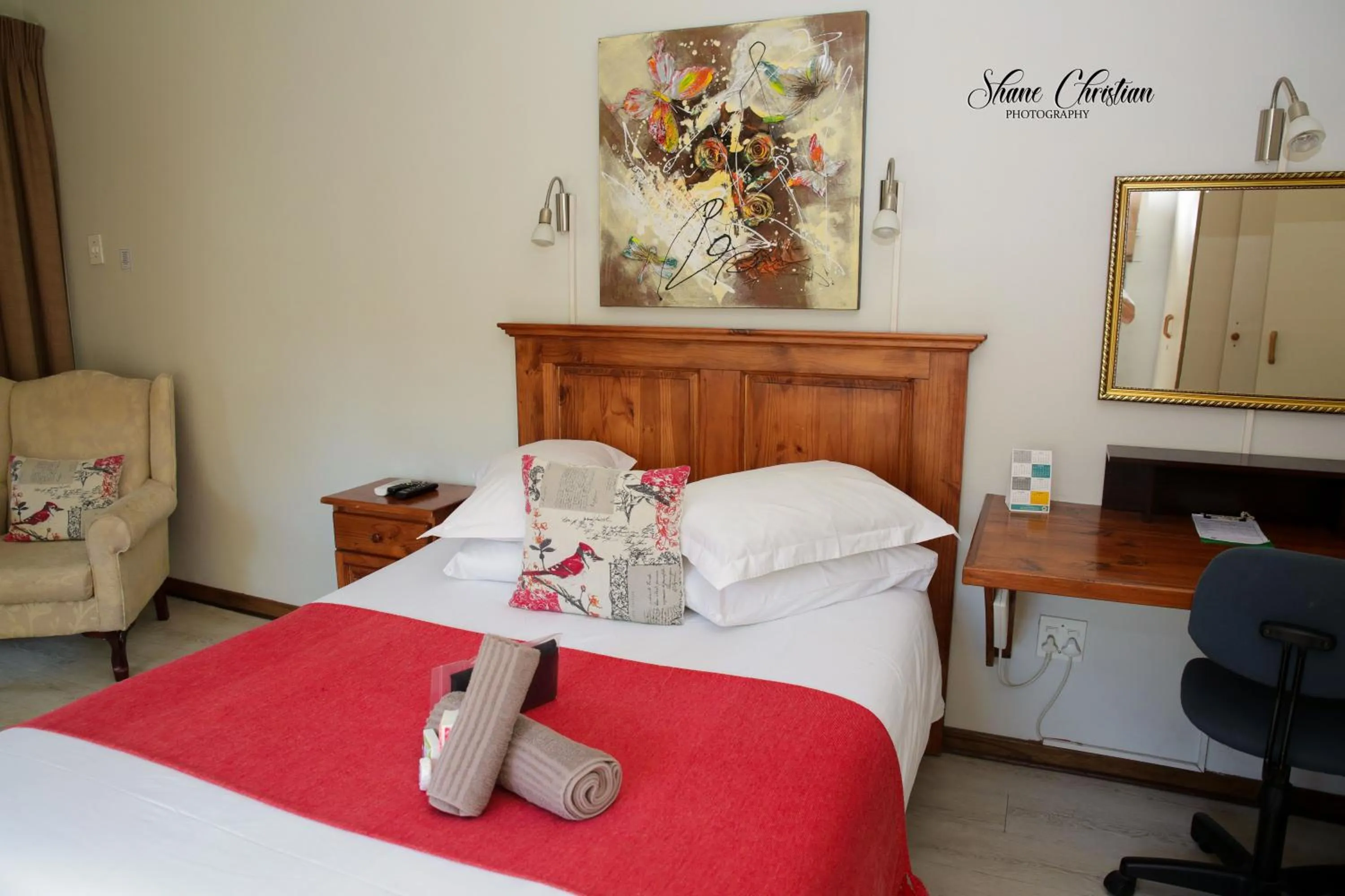 Bed in Twins Guesthouse NO LOAD SHEDDING