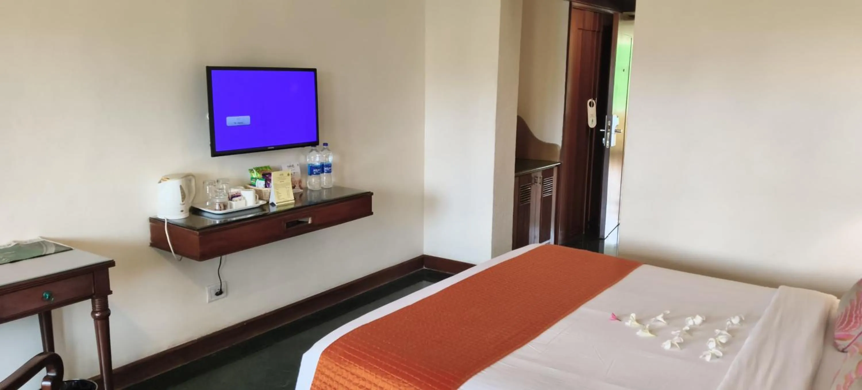 Bed in The Hans Coco Palms