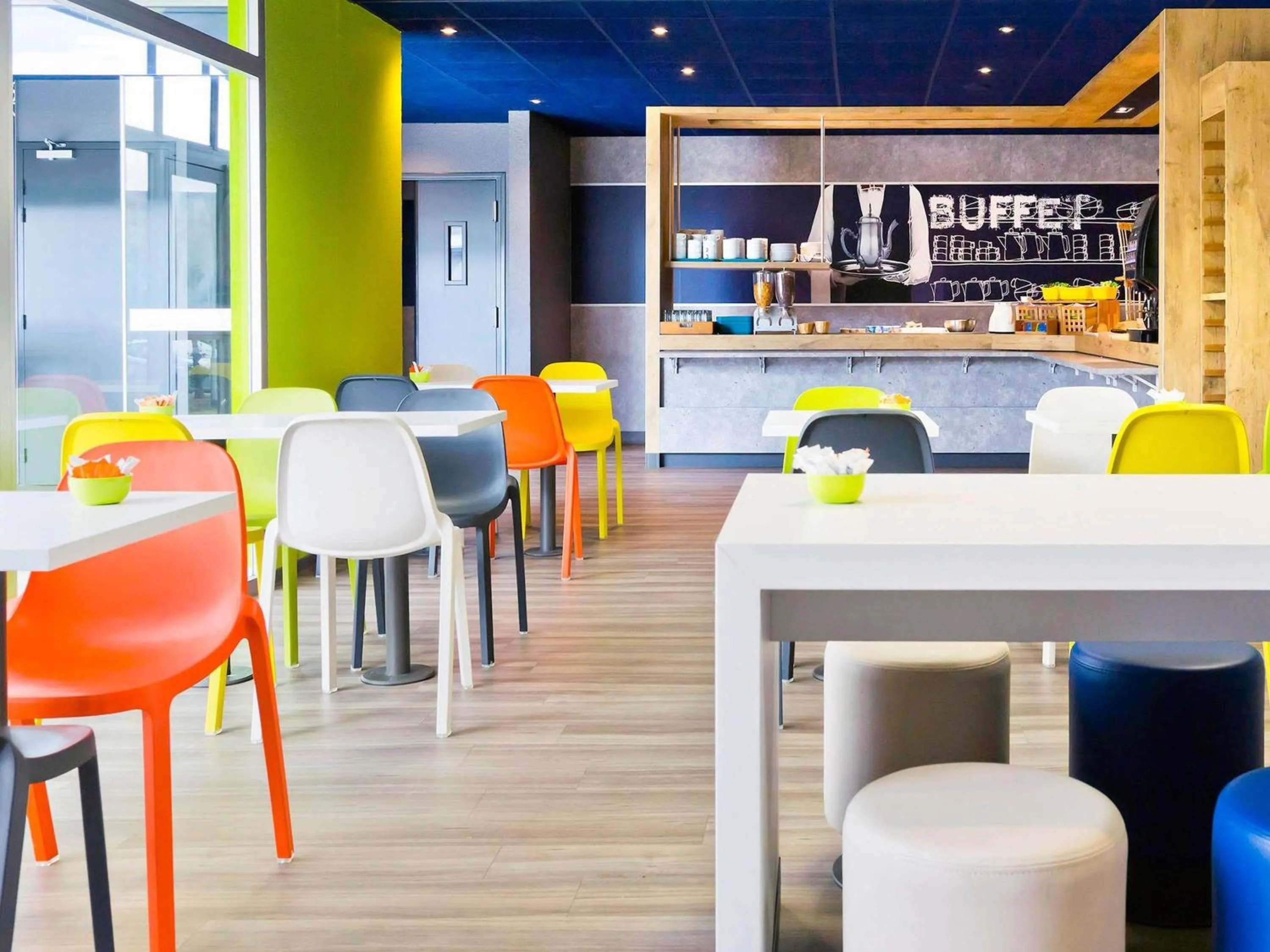 Breakfast in Ibis Budget Saint Malo Centre