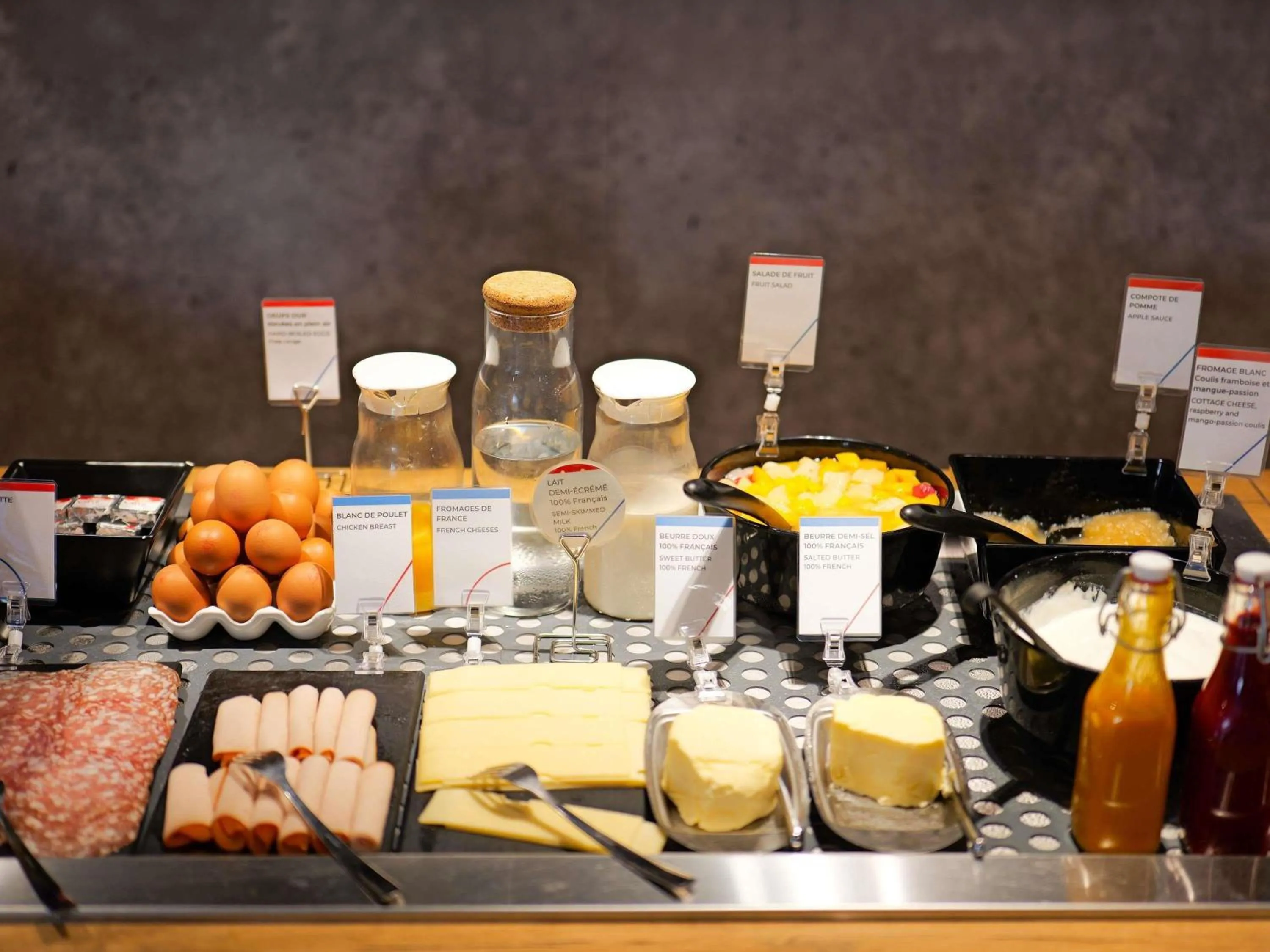 Breakfast in Ibis Budget Saint Malo Centre