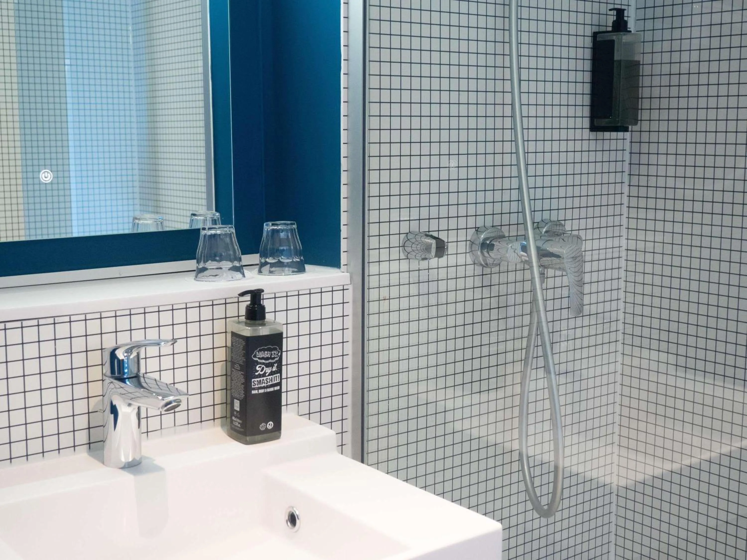 Bedroom in Ibis Budget Saint Malo Centre