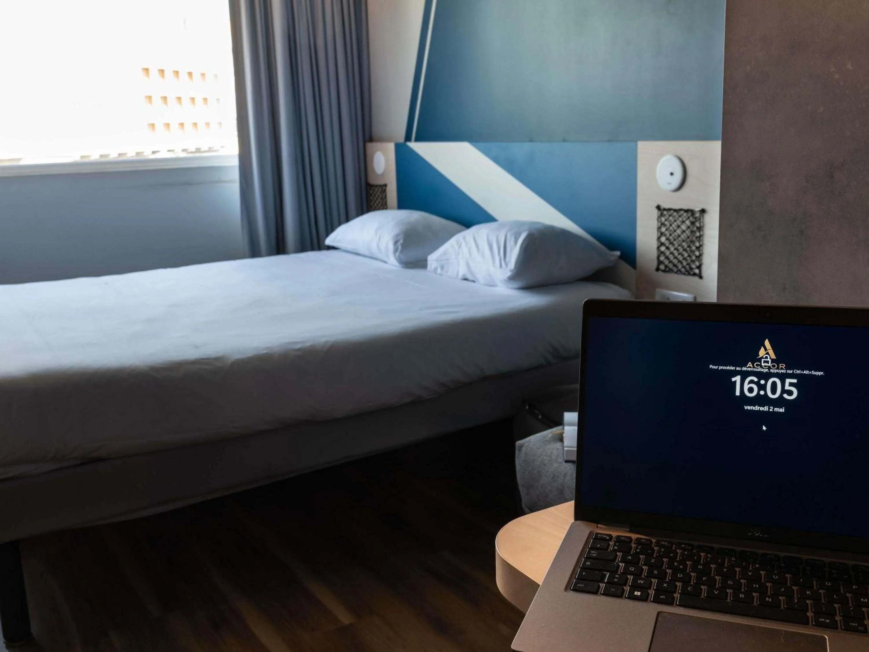 Bedroom, Bed in Ibis Budget Saint Malo Centre