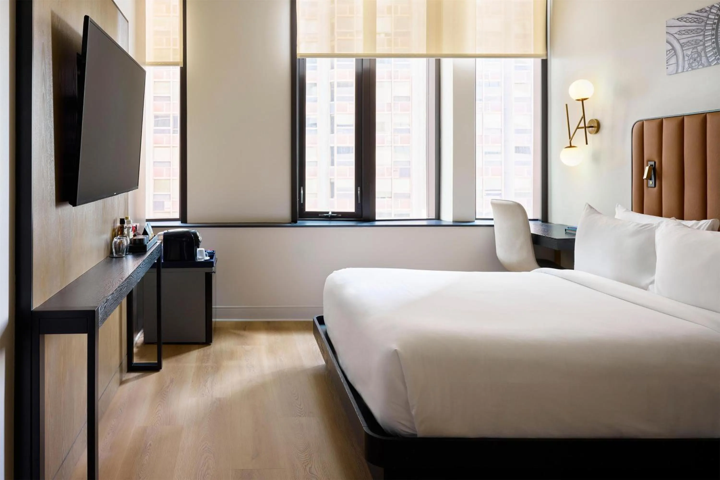 Bedroom, Bed in Arlo Chicago