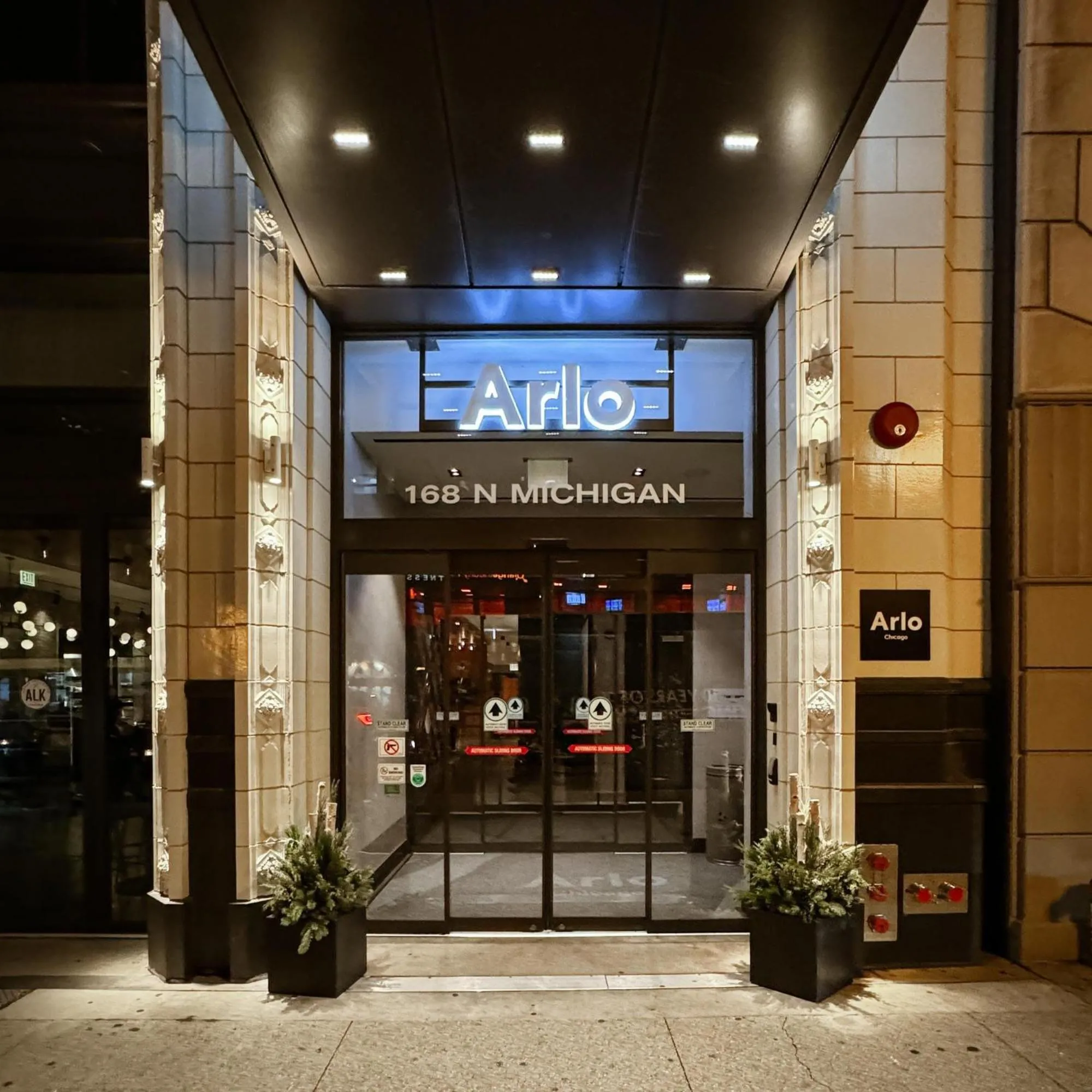 Property building in Arlo Chicago