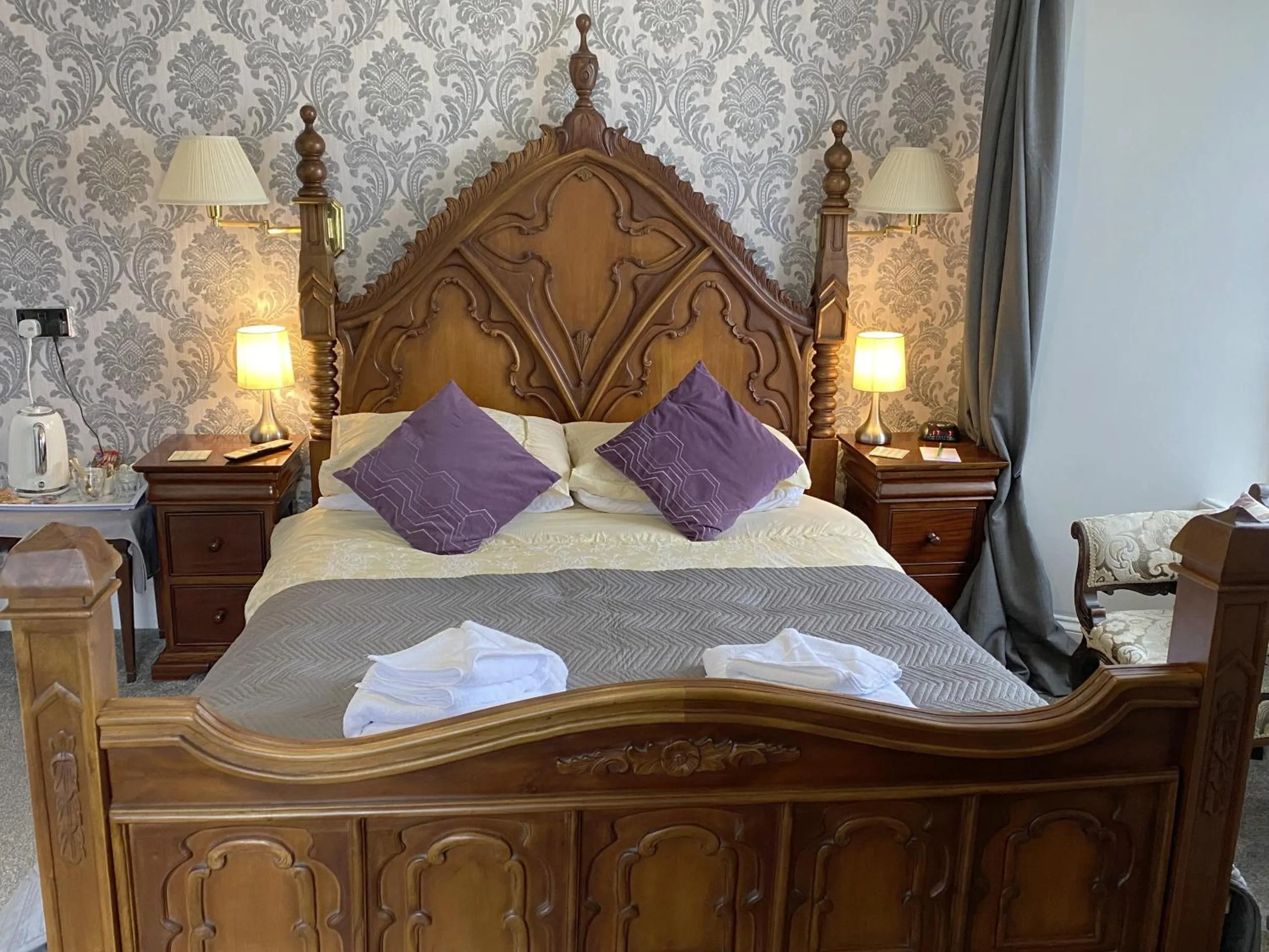 Superior King Room - single occupancy in The North Cliff Hotel