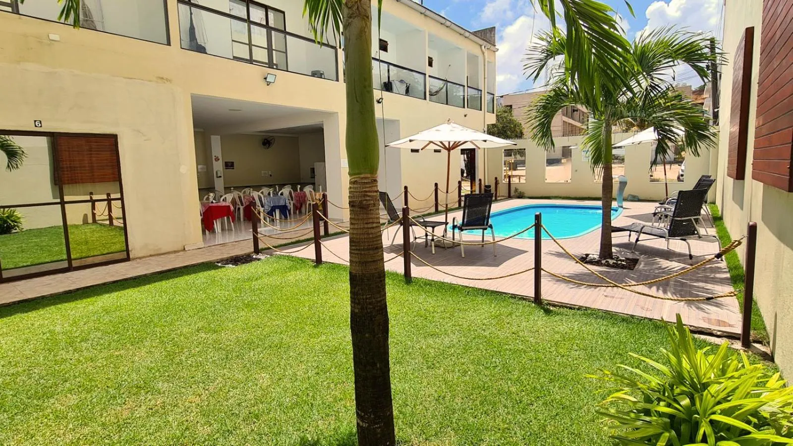 Swimming pool in Pousada Canto dos Corais