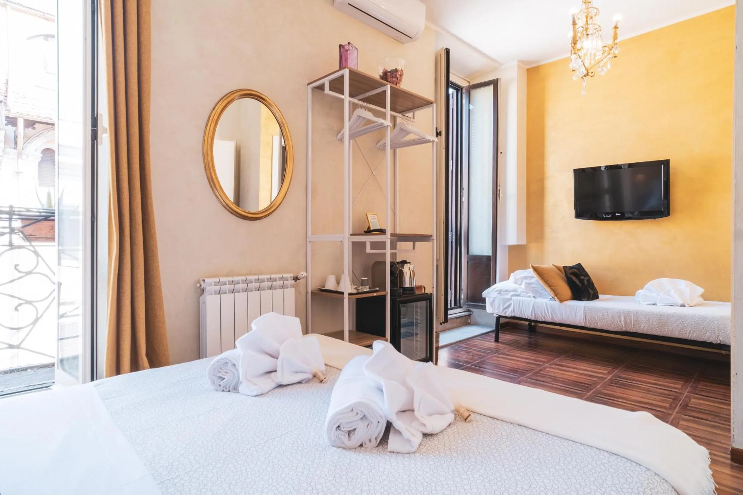 Bed in Golden Rooms Piazza di Spagna