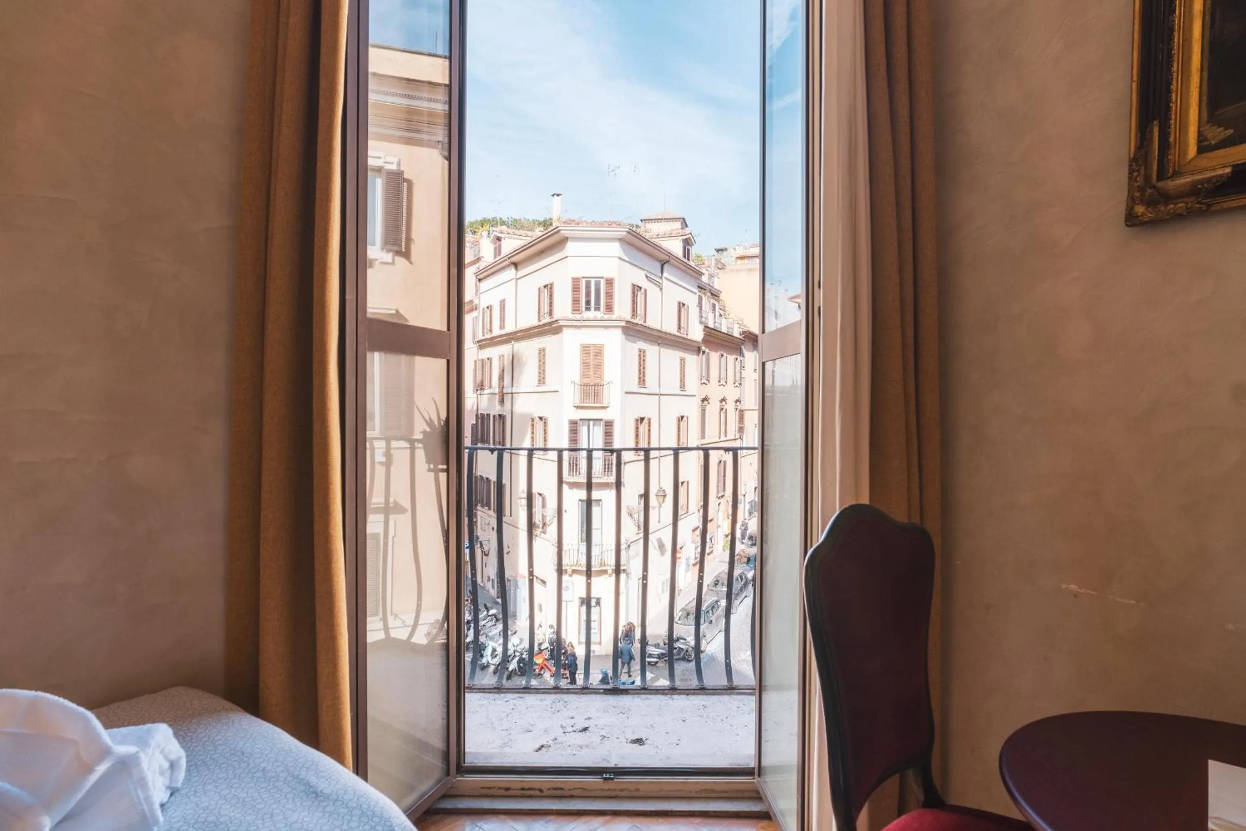 Bed in Golden Rooms Piazza di Spagna