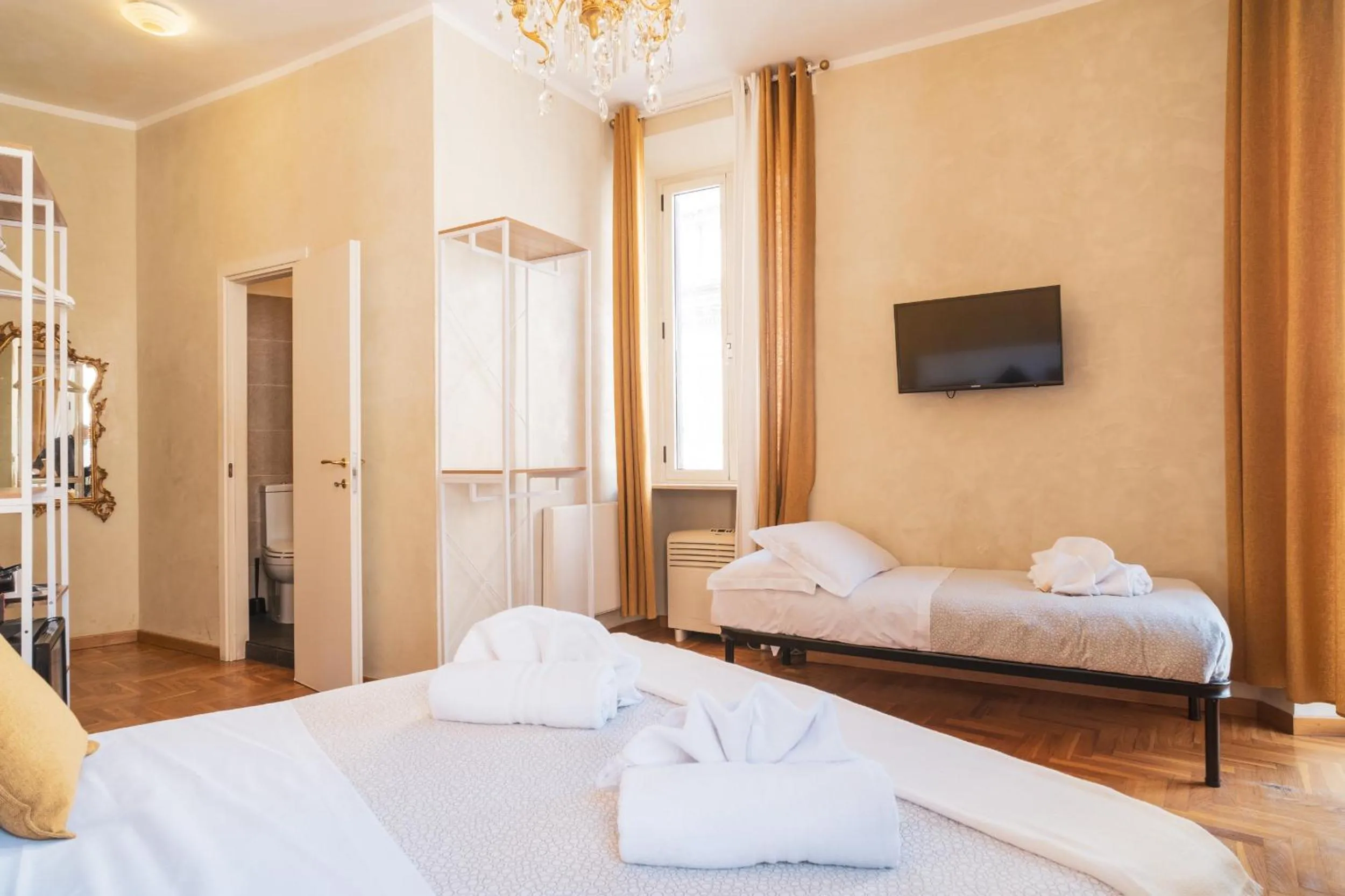 Bed in Golden Rooms Piazza di Spagna