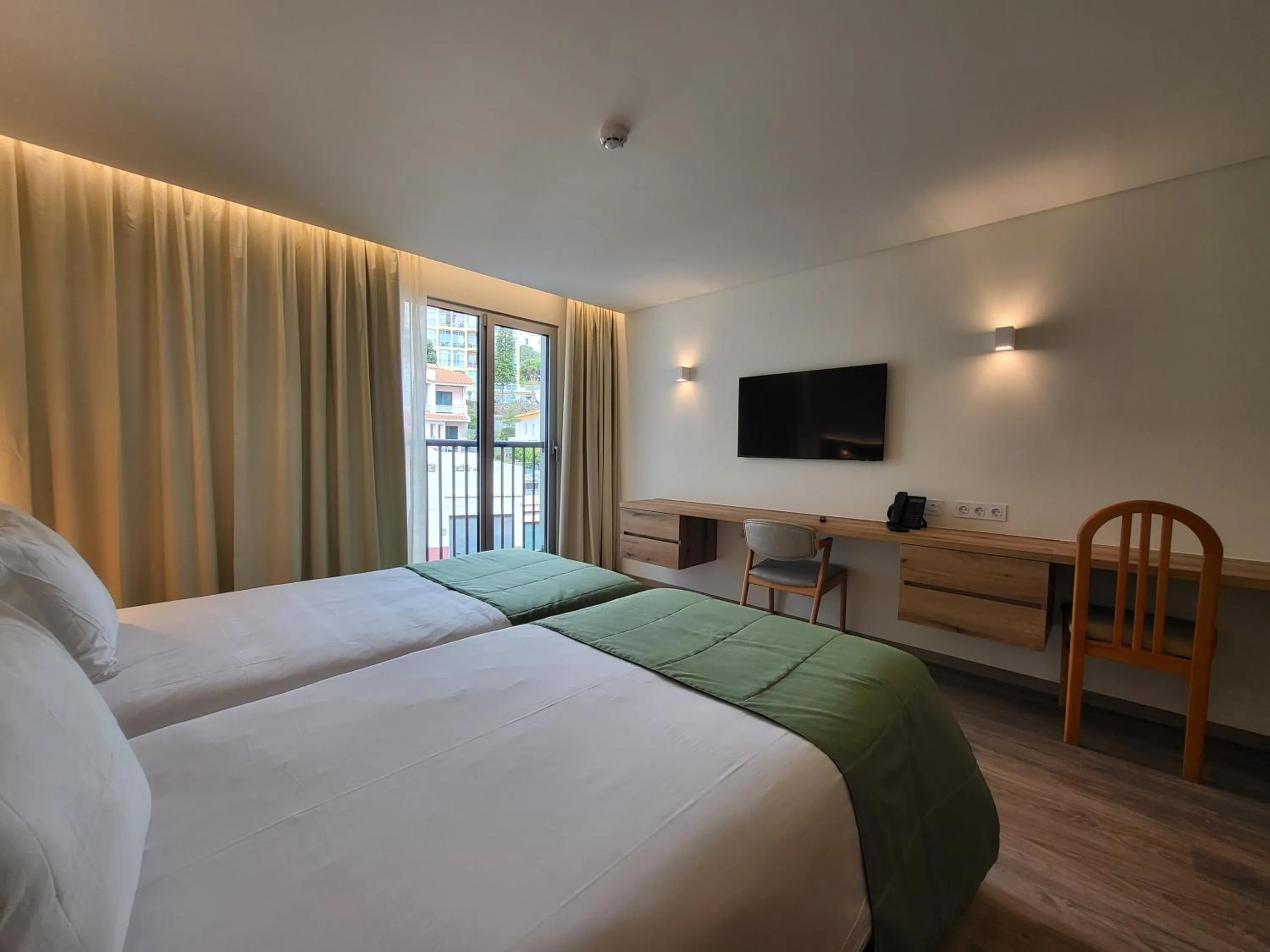 Bedroom, Bed in Hotel Royal Orchid