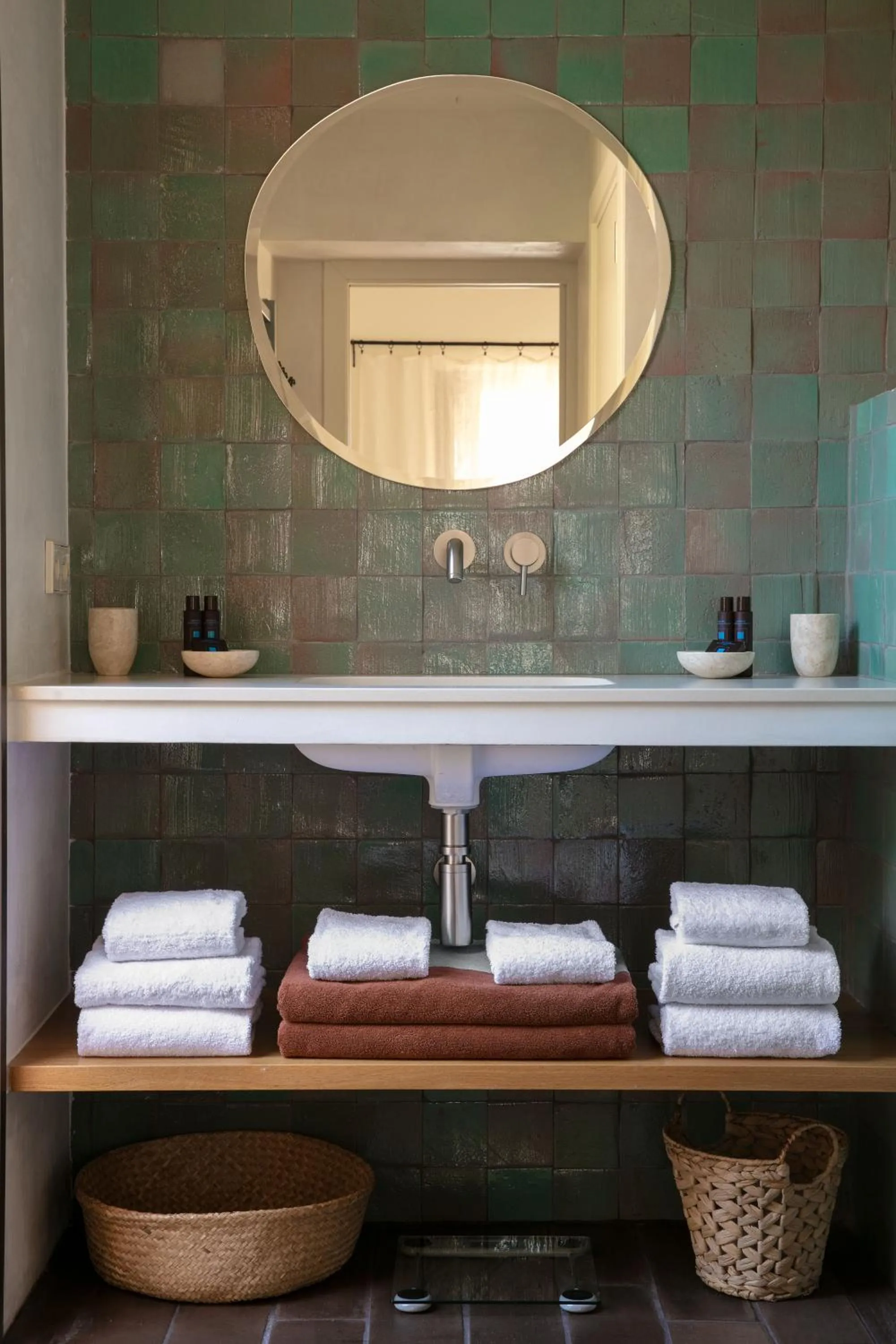 Shower in Domaine Santa Giulia Palace