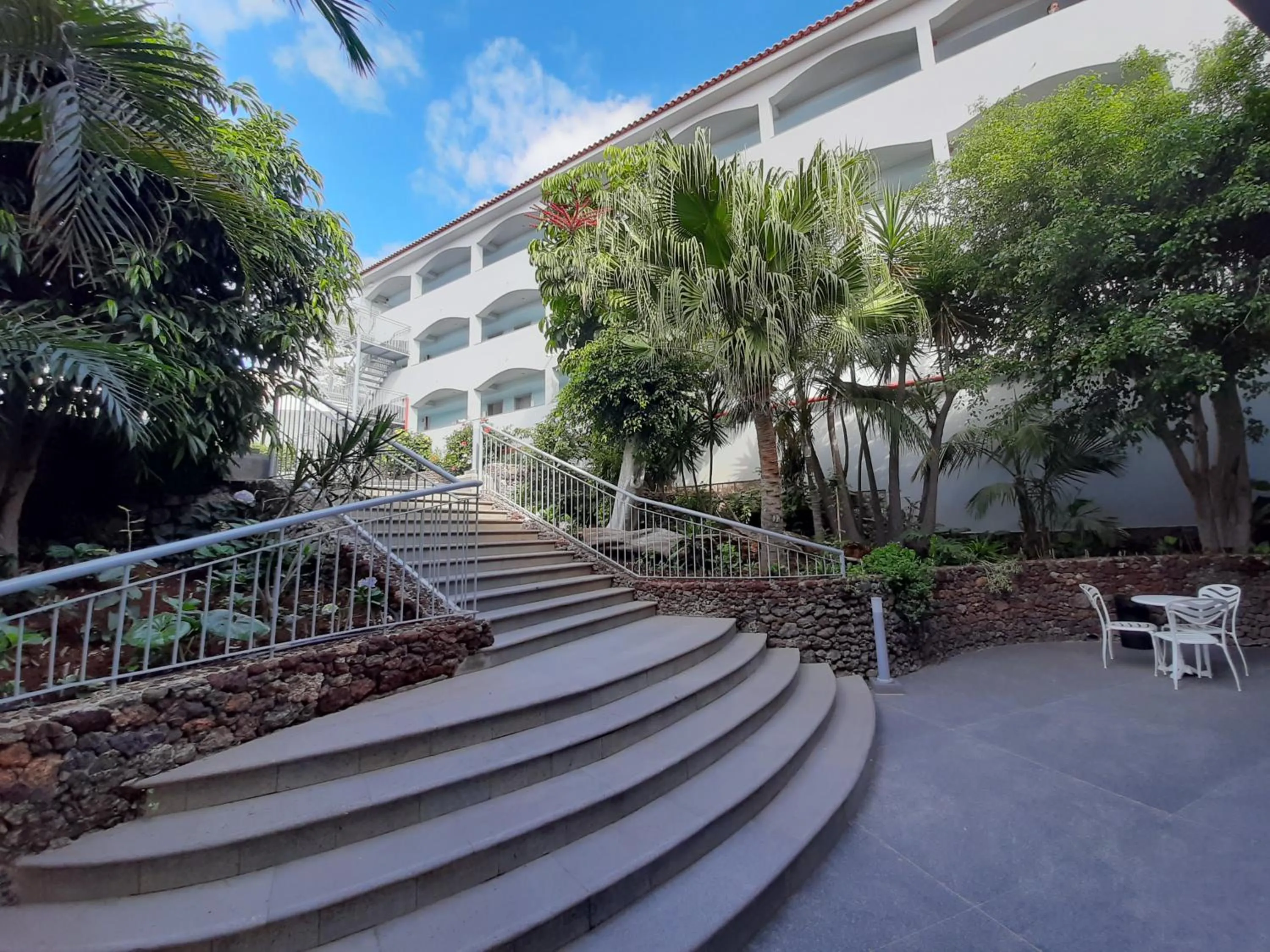 Property building in Hotel Roca Mar