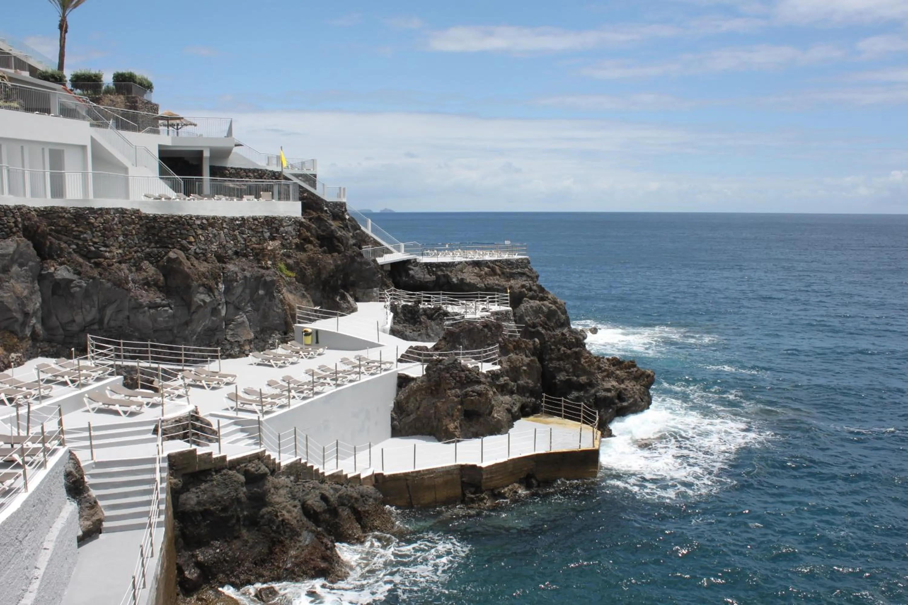 Area and facilities in Hotel Roca Mar