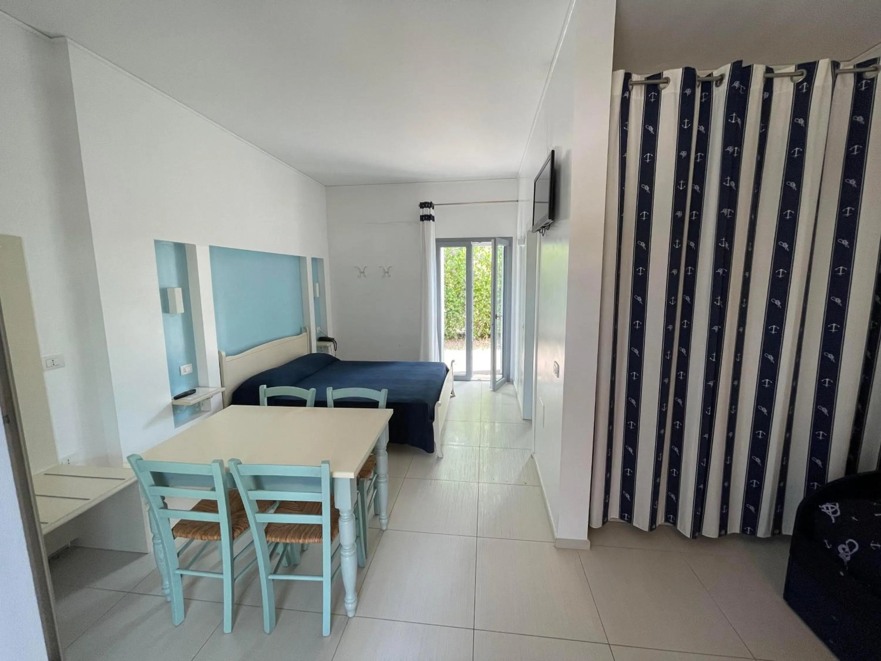 Dining area in Baia Sangiorgio Hotel & Beach Club