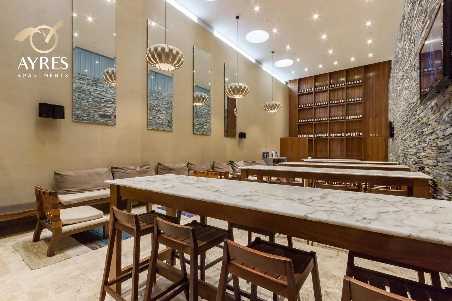 Communal lounge/ TV room in Ayres Apartments Palermo