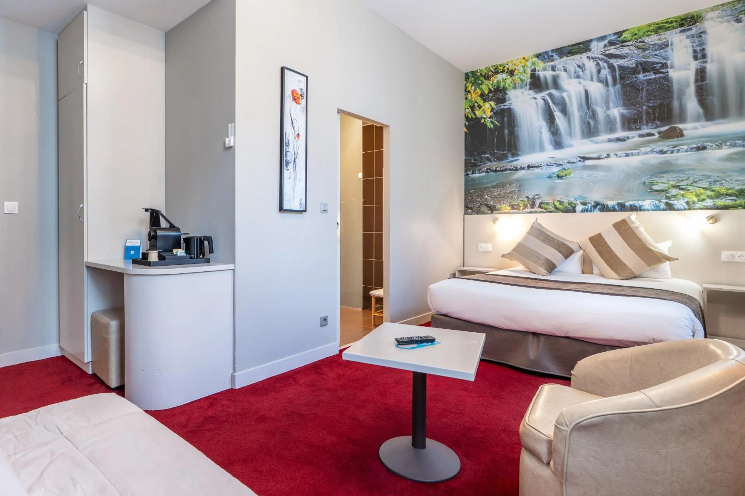 Bedroom, Bed in Hotel des Ducs