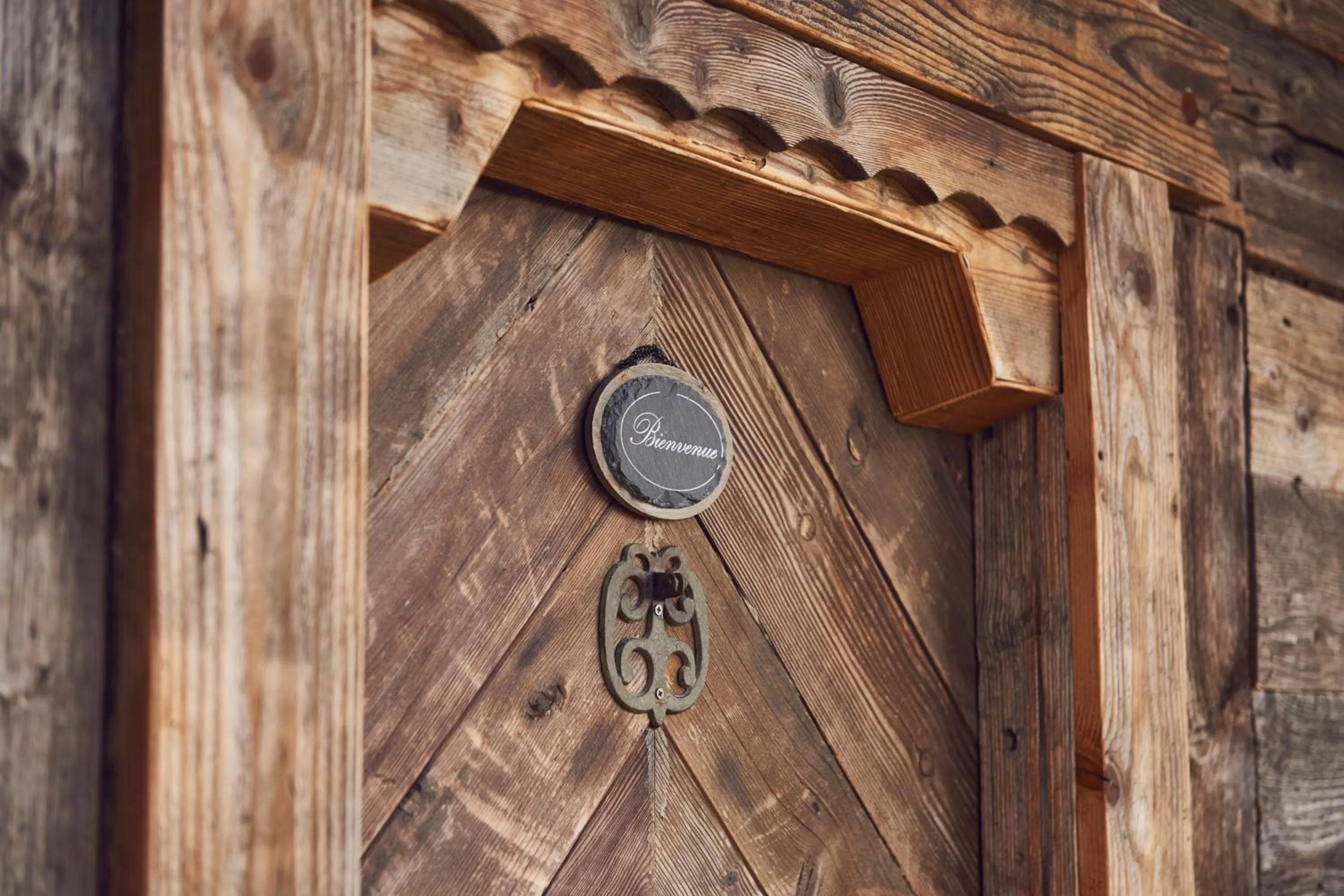 Decorative detail in Hôtel Le Manoir des Montagnes
