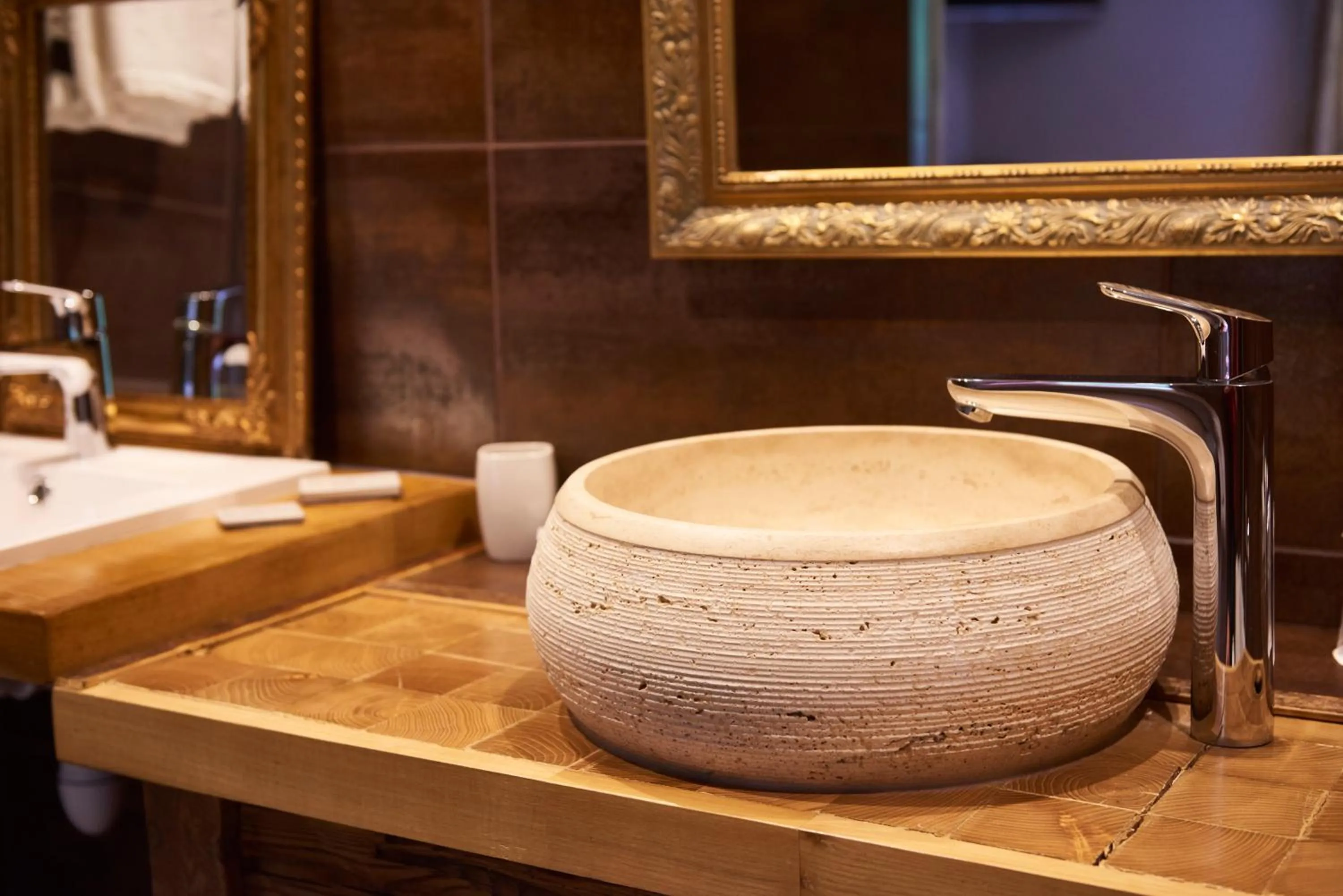Bathroom in Hôtel Le Manoir des Montagnes