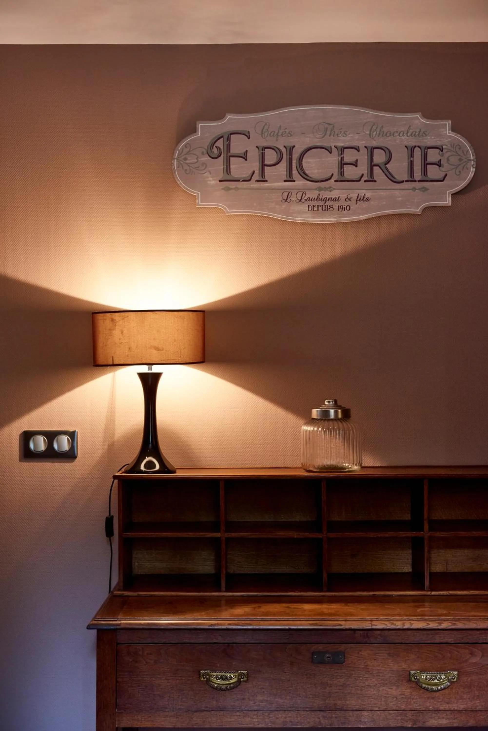 Decorative detail in Hôtel Le Manoir des Montagnes